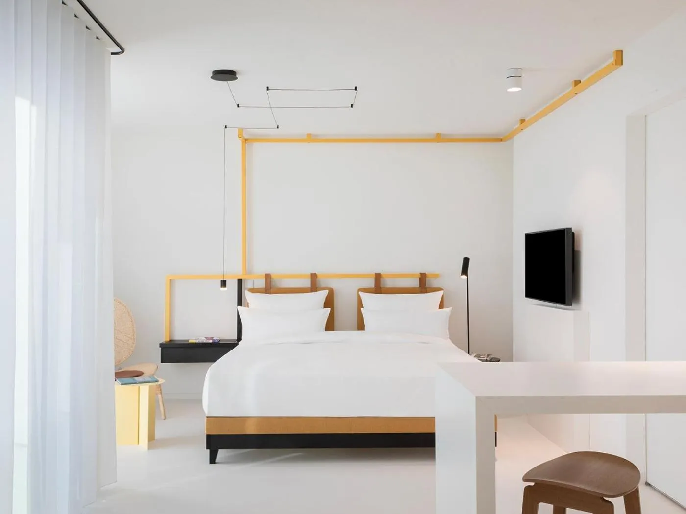 Photo of the whole room, Bed in KPM Hotel & Residences Berlin, a Member of Design Hotels