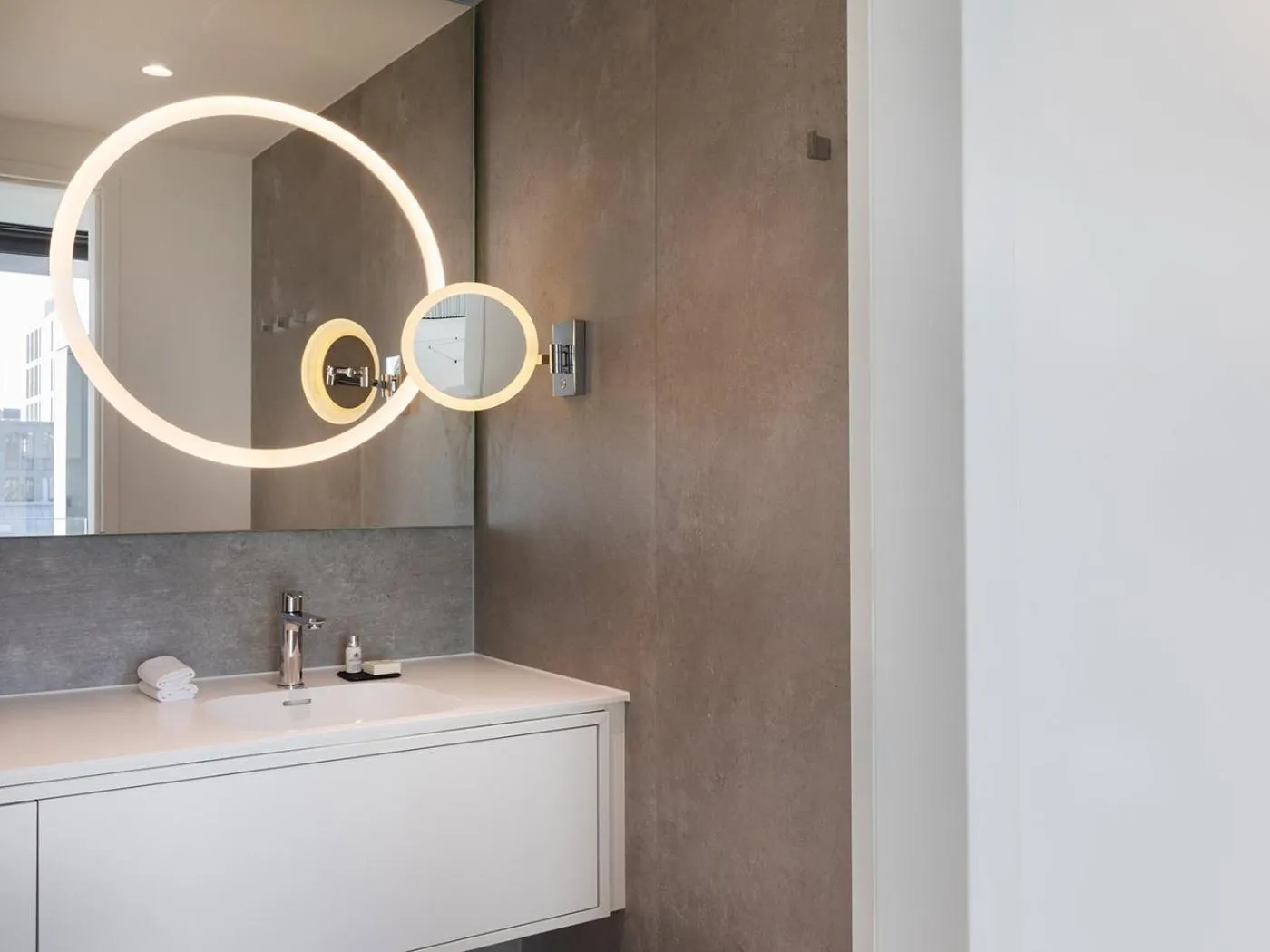 Bathroom in KPM Hotel & Residences Berlin, a Member of Design Hotels