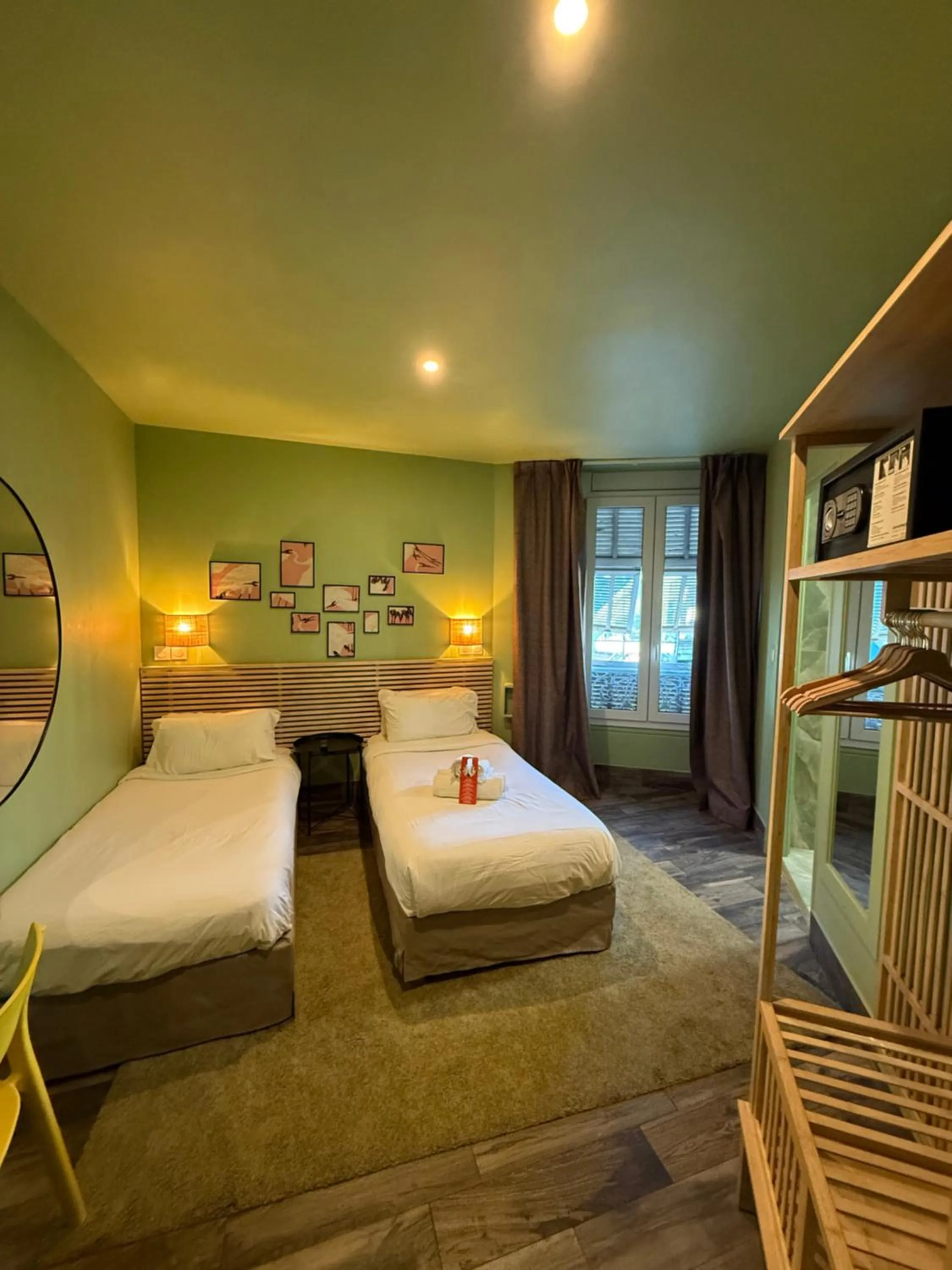 Bed in Hotel de Berne