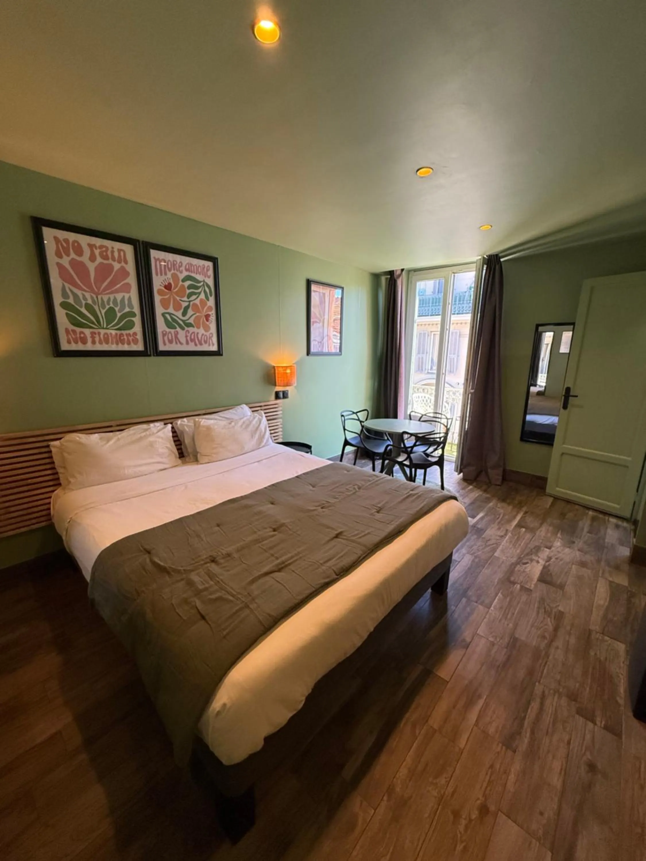 Bed in Hotel de Berne