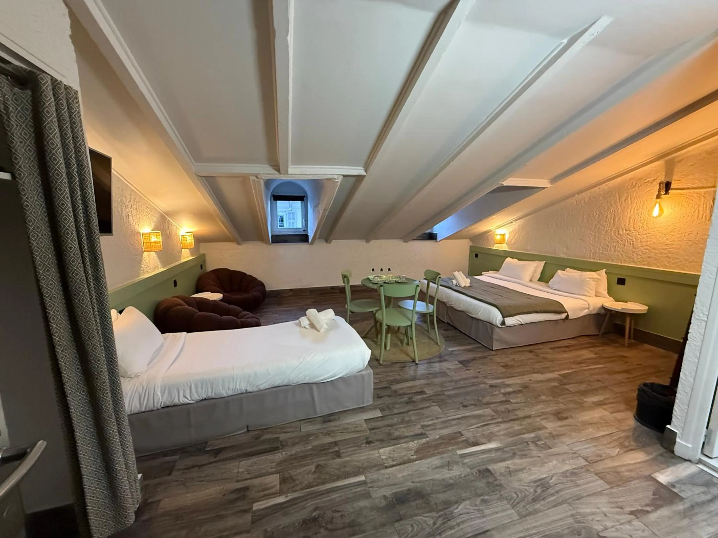 Bedroom, Bed in Hotel de Berne