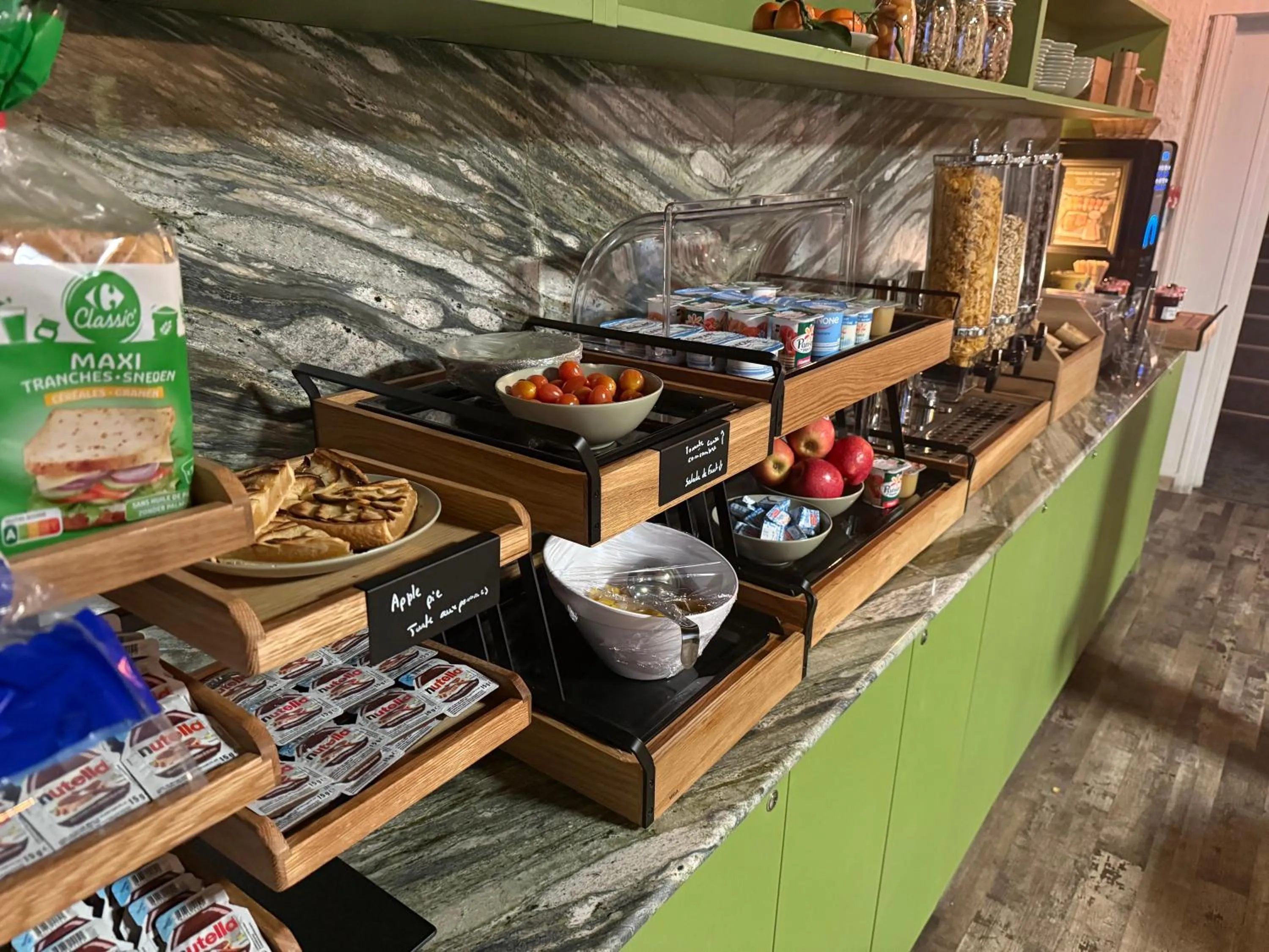 Breakfast in Hotel de Berne