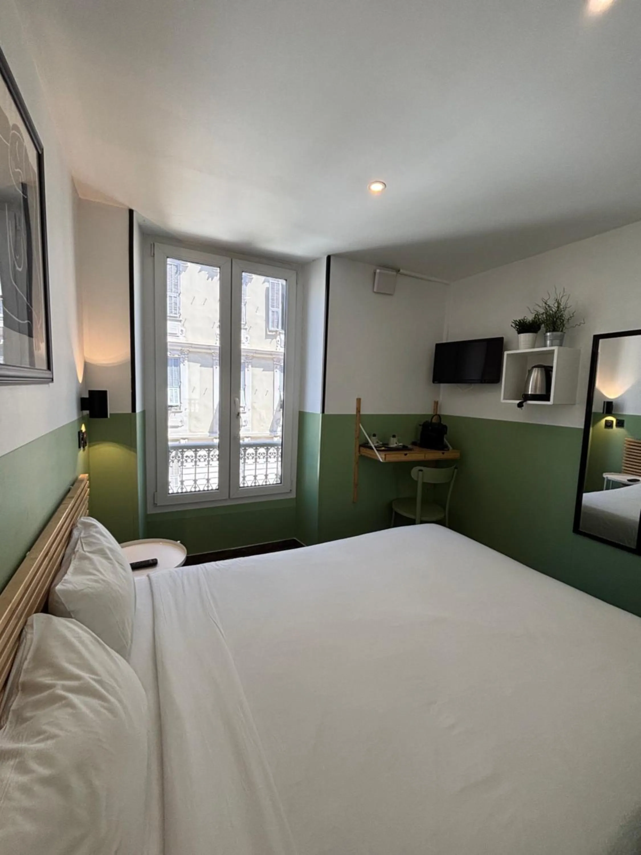 Bed in Hotel de Berne