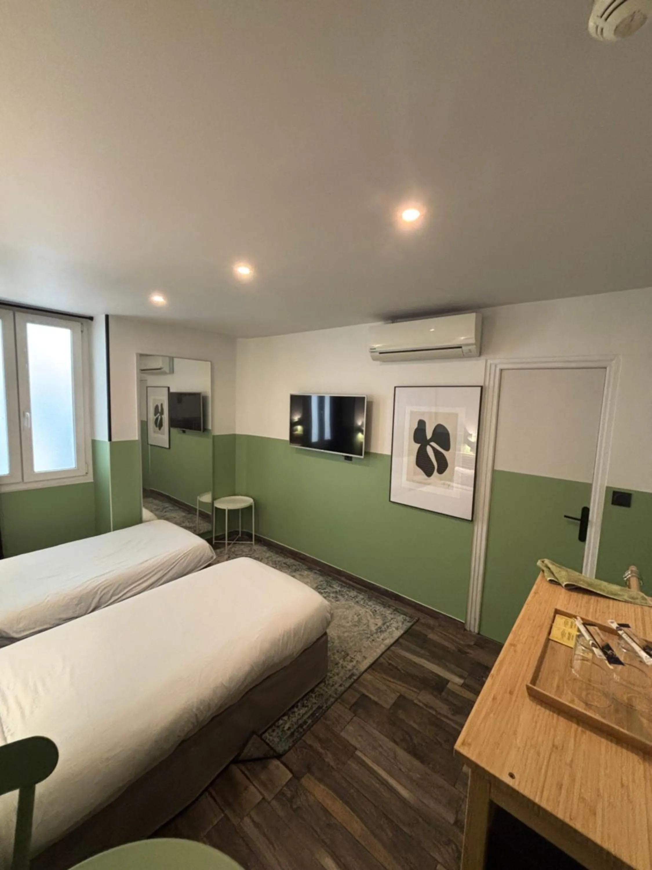 Bed in Hotel de Berne