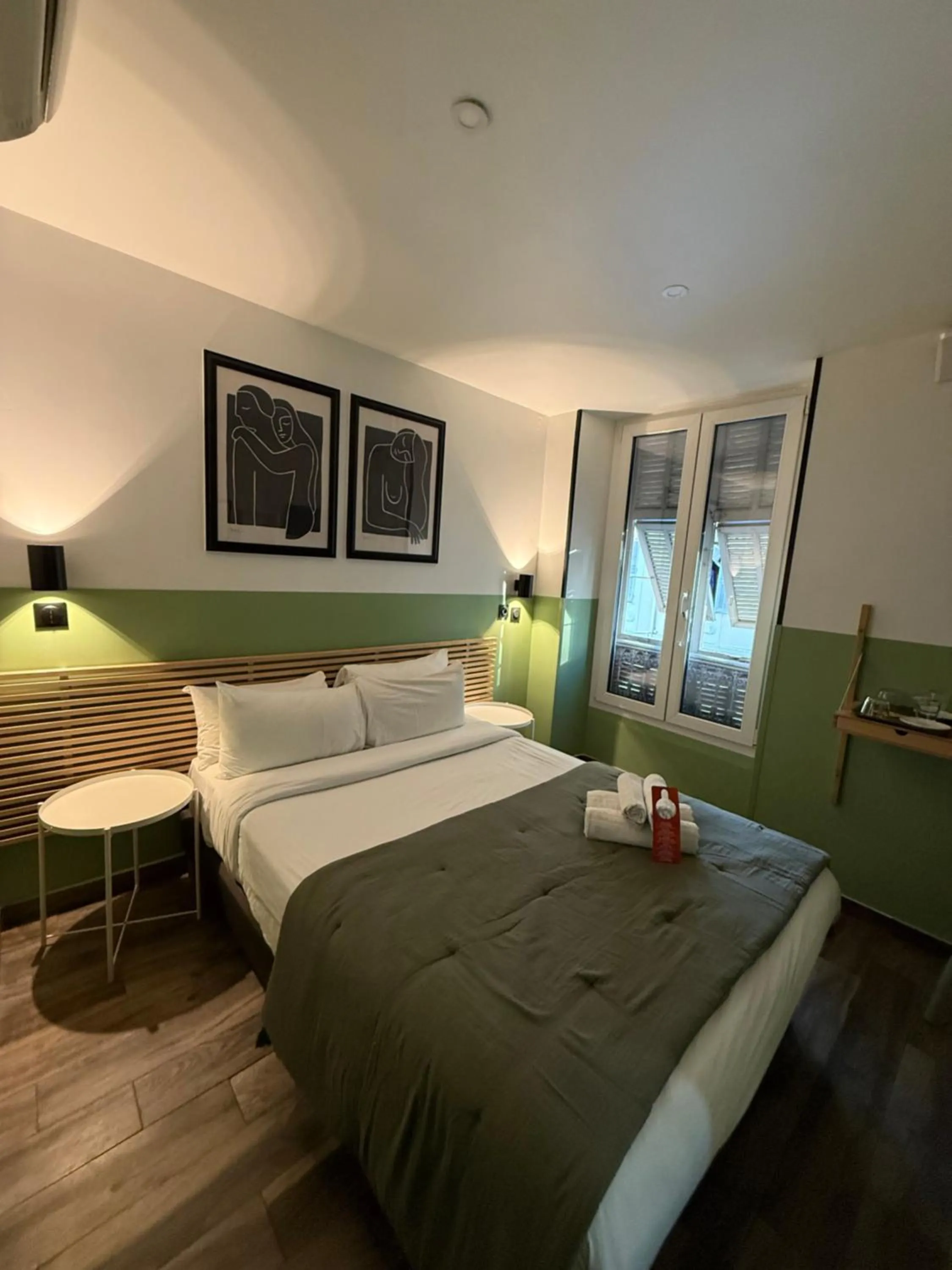 Bed in Hotel de Berne