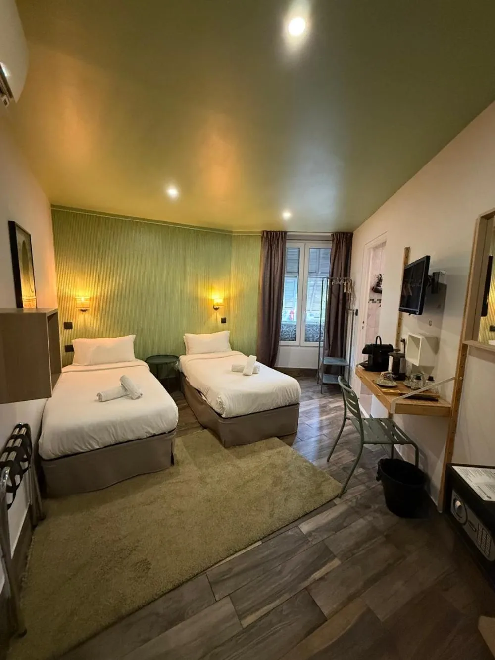 Bedroom, Bed in Hotel de Berne