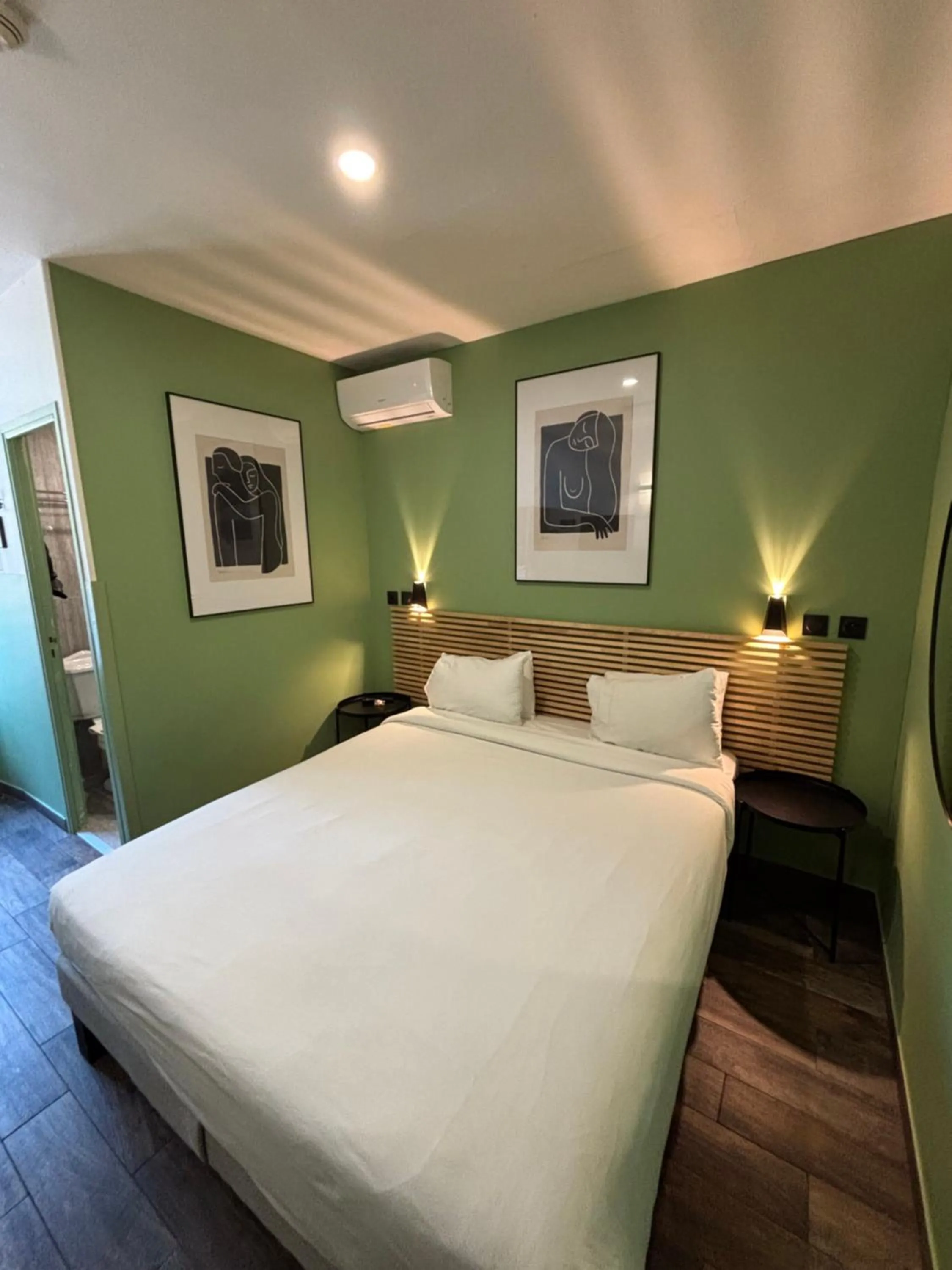 Bed in Hotel de Berne