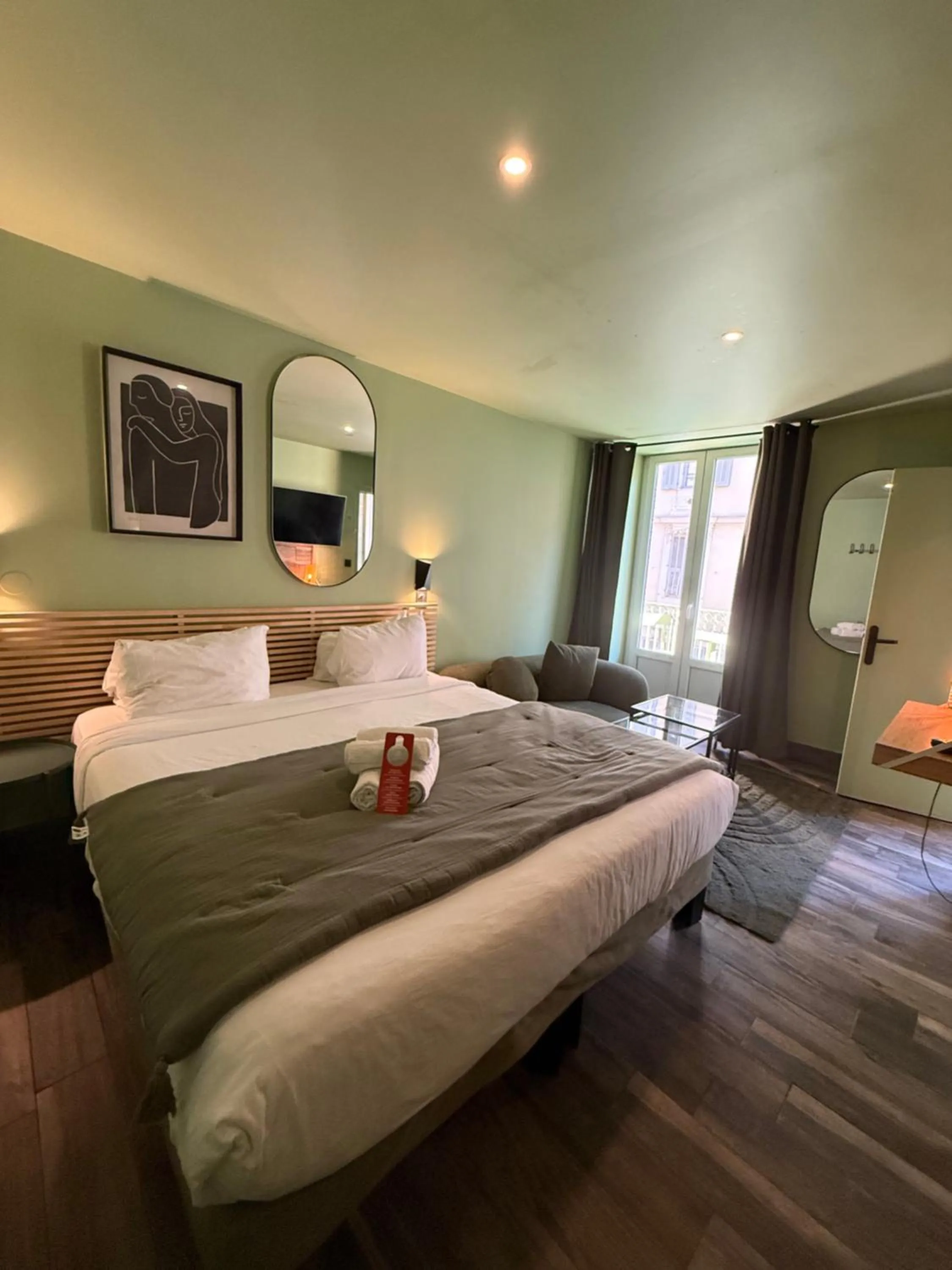 Bed in Hotel de Berne