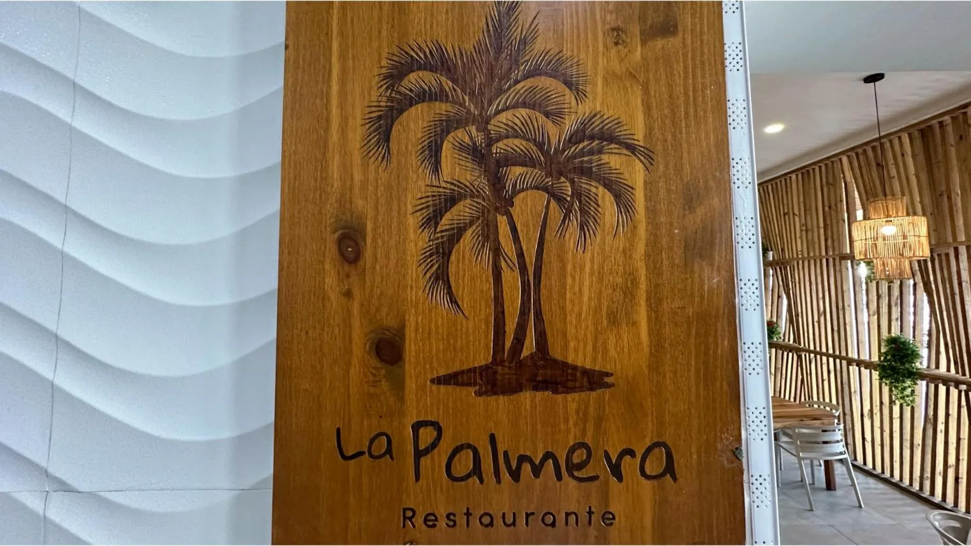 Restaurant/places to eat in Hotel Tower by On vacation