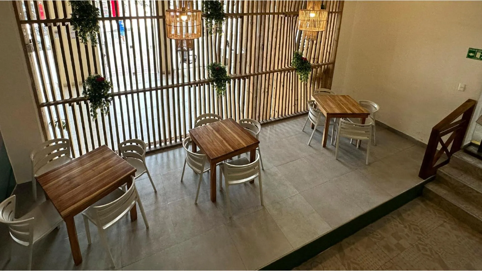 Restaurant/places to eat in Hotel Tower by On vacation