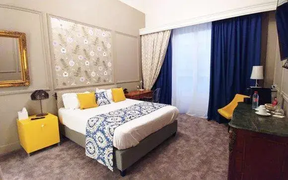 Deluxe Double Room in Grand Hotel Bellevue - Grand Place Deluxe Double Room in Grand Hotel Bellevue - Grand Place