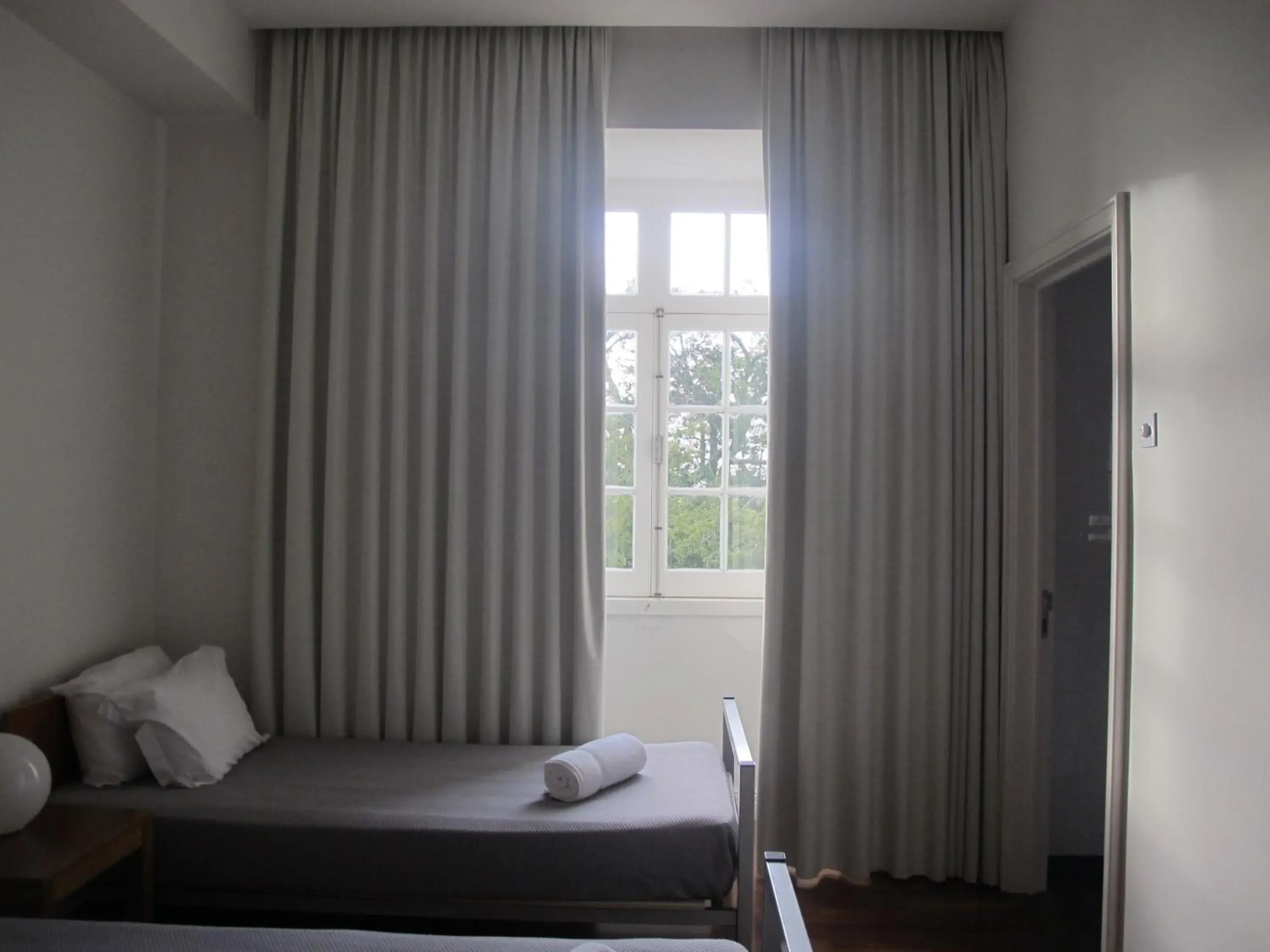 Triple Room with Private Bathroom in Azores Youth Hostels - Sao Miguel Triple Room with Private Bathroom in Azores Youth Hostels - Sao Miguel