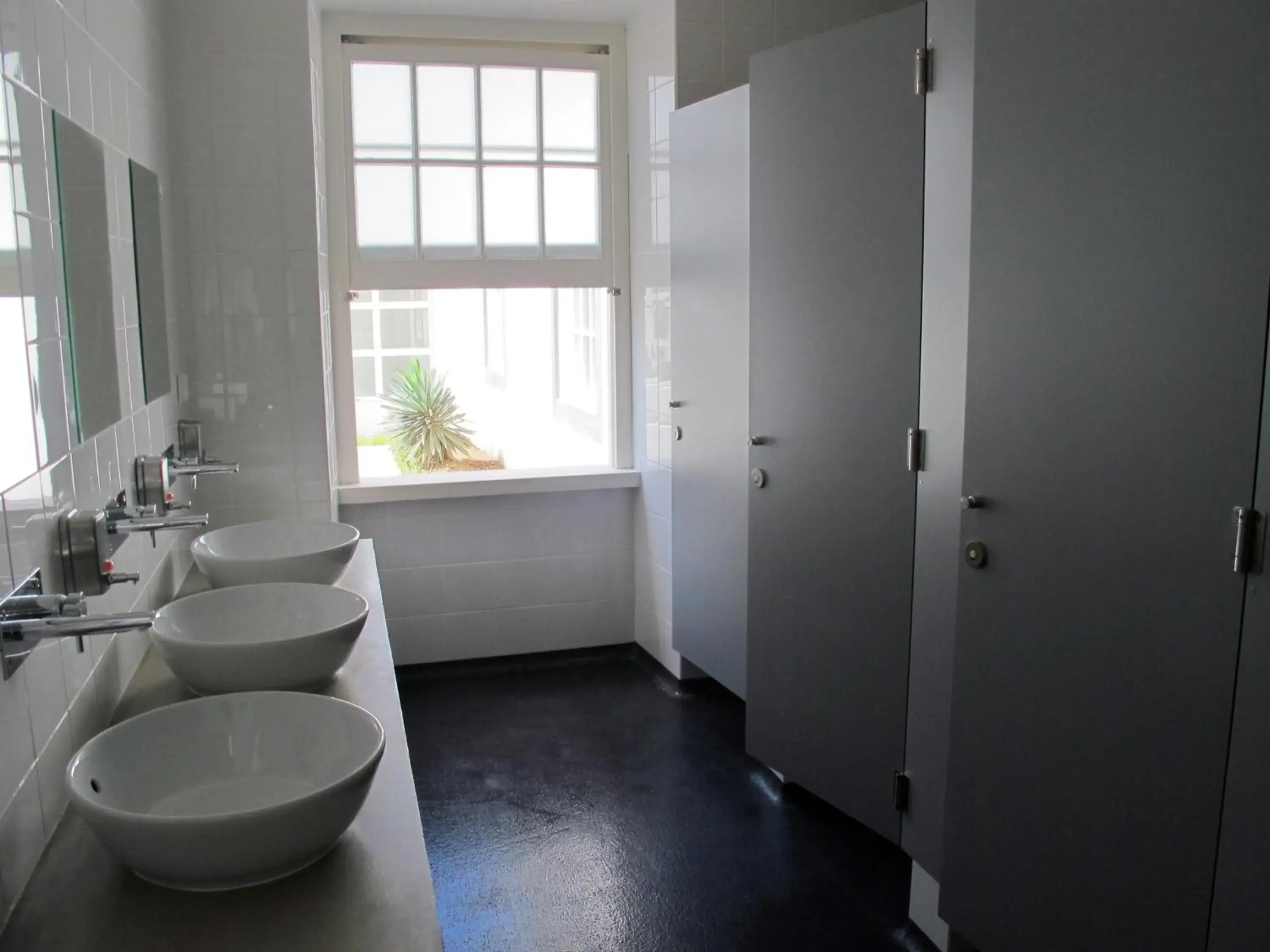 Bed in 4-Bed Female Dormitory Room in Azores Youth Hostels - Sao Miguel Bed in 4-Bed Female Dormitory Room in Azores Youth Hostels - Sao Miguel