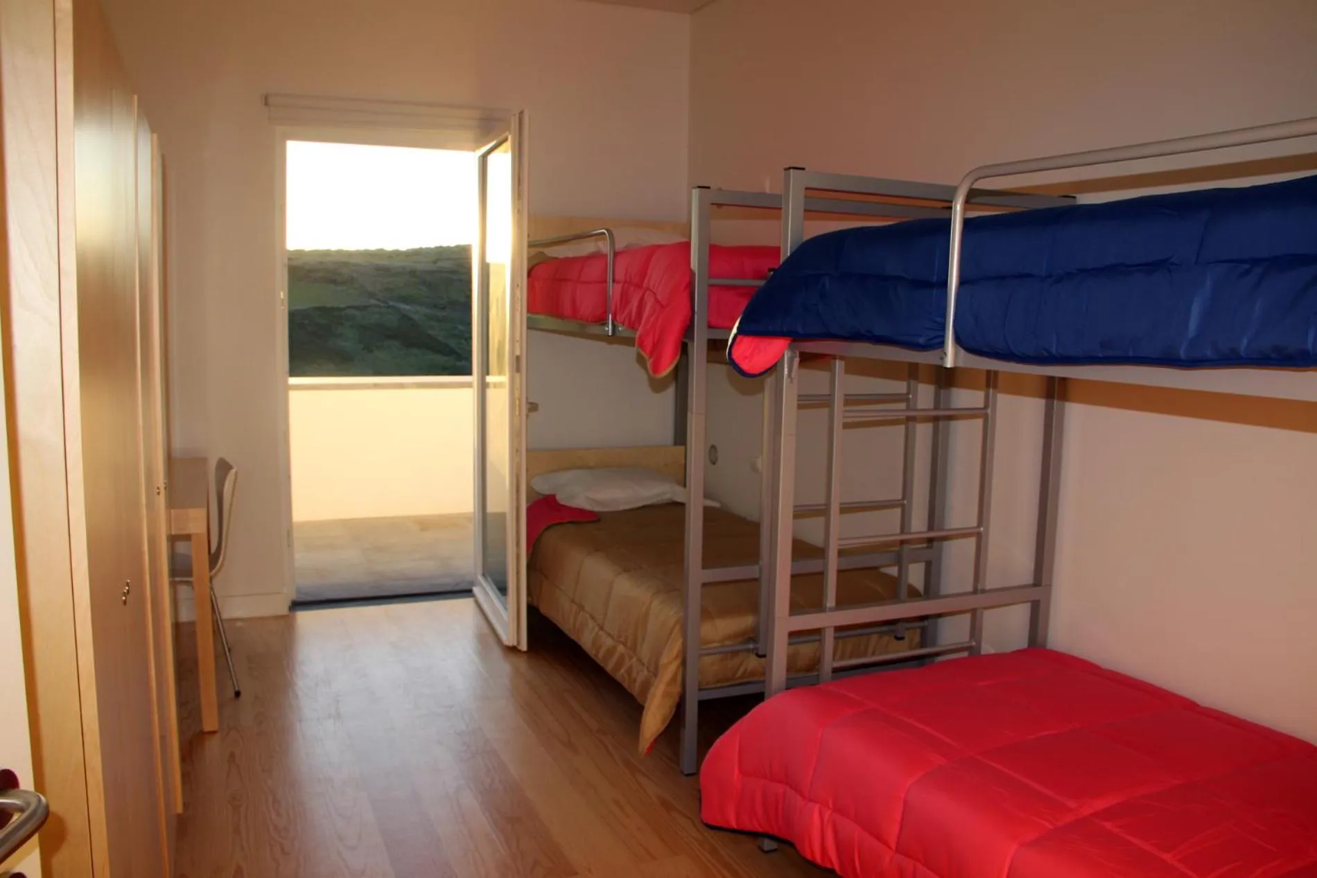 Photo of the whole room, Bed in Azores Youth Hostels - Santa Maria