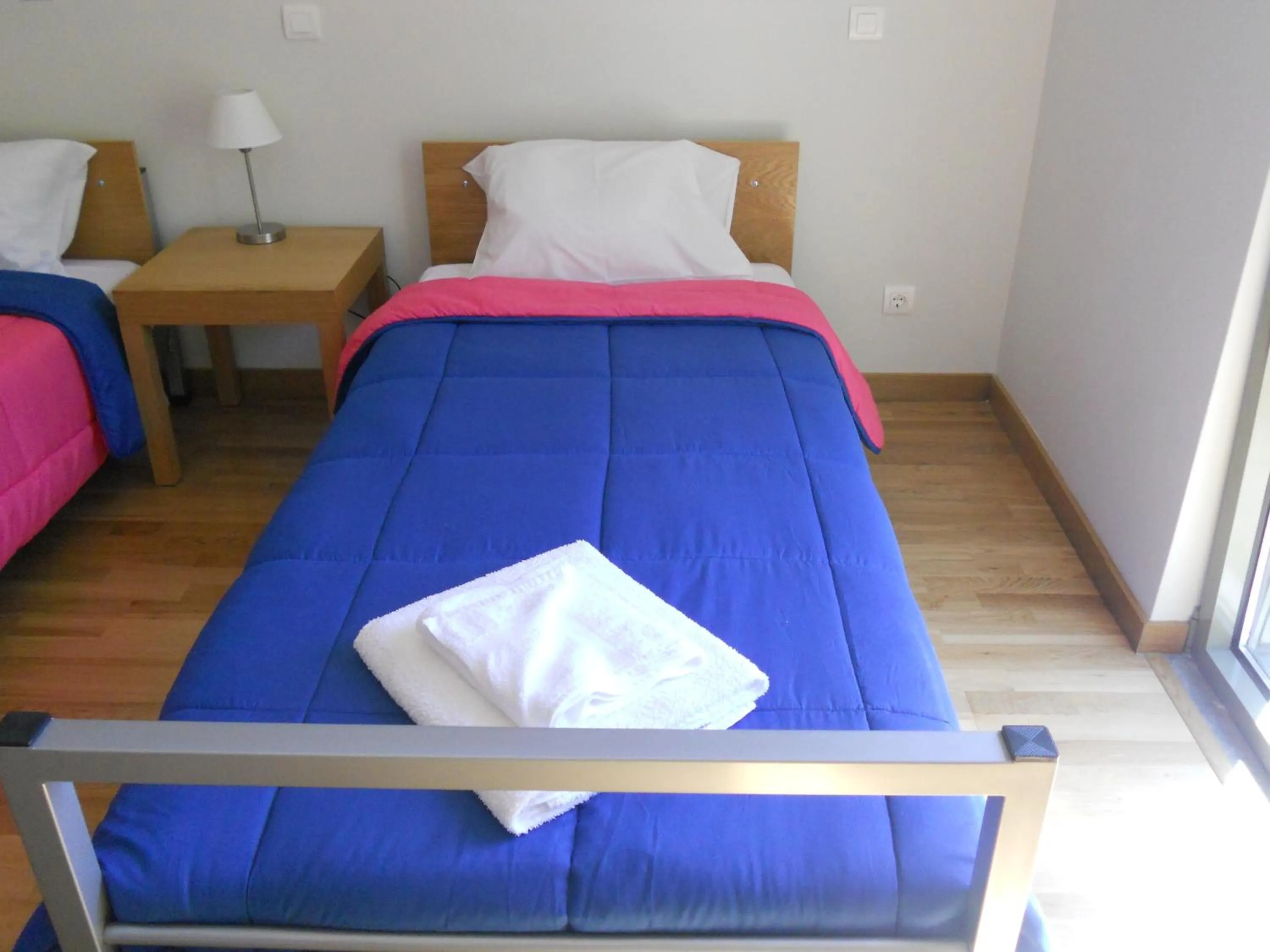Photo of the whole room, Bed in Azores Youth Hostels - São Jorge