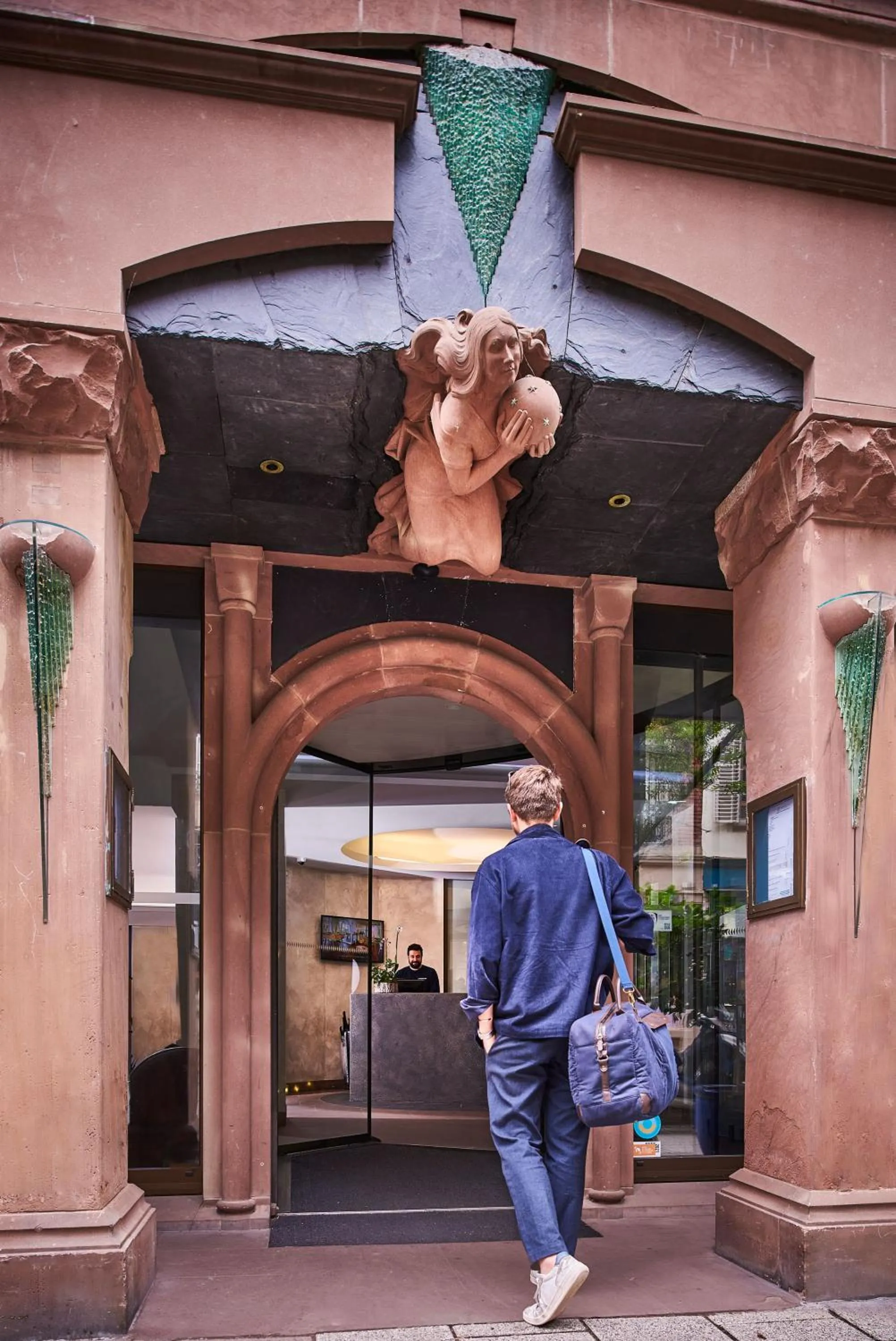 Facade/entrance in Hôtel de l'Europe by HappyCulture
