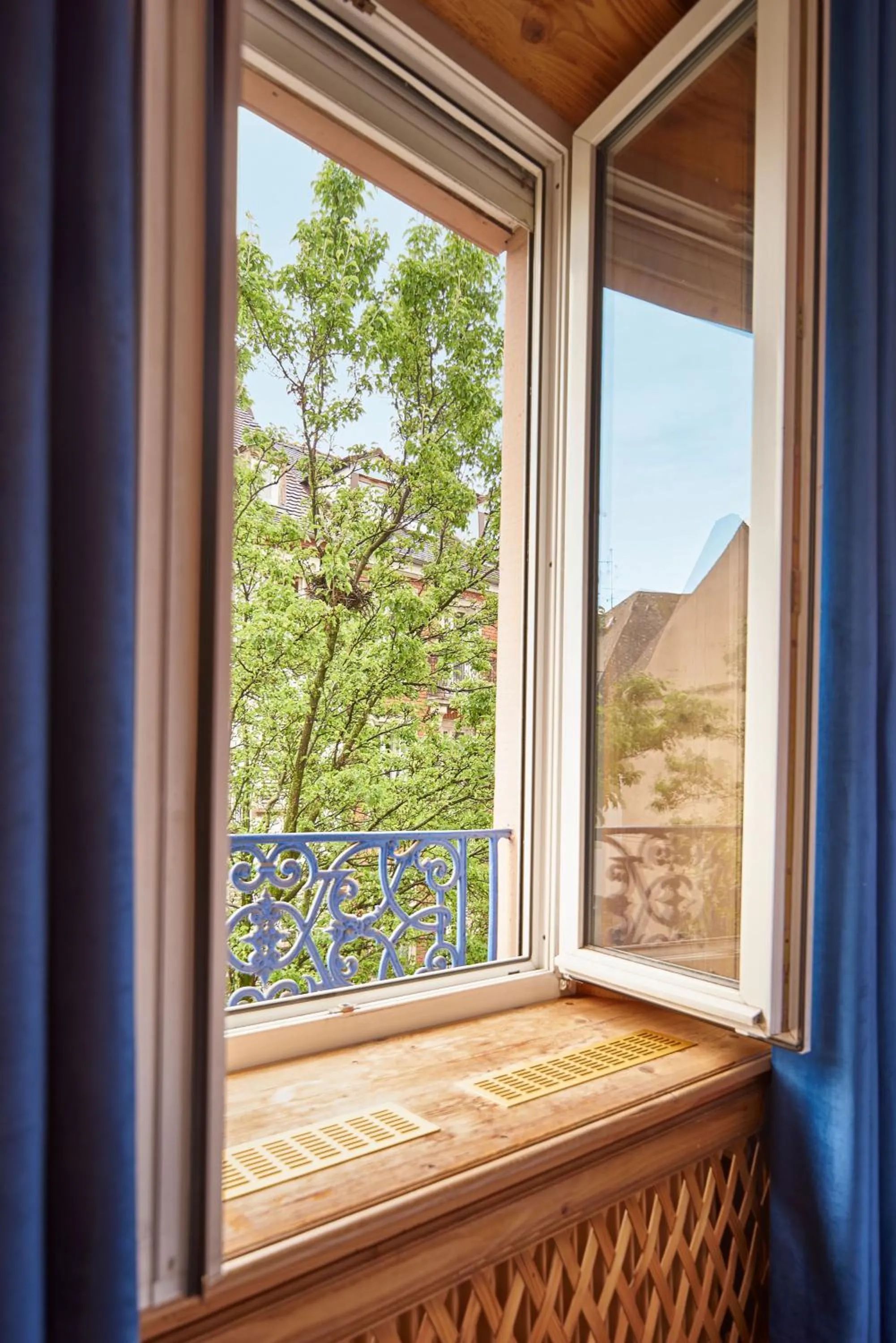 Natural landscape in Hôtel de l'Europe by HappyCulture