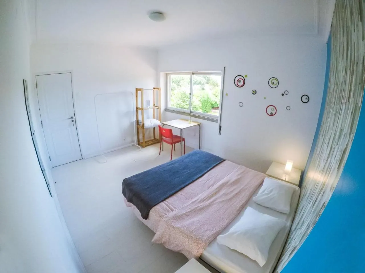 Bedroom, Bed in Carcavelos Surf Hostel and Surf Camp