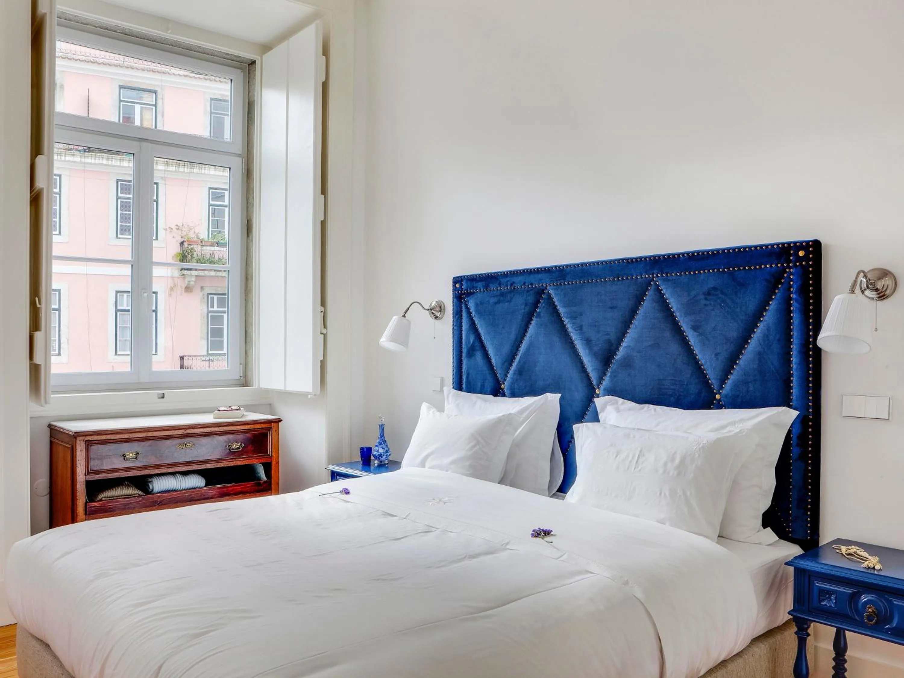 Bed in Residentas Apostolos