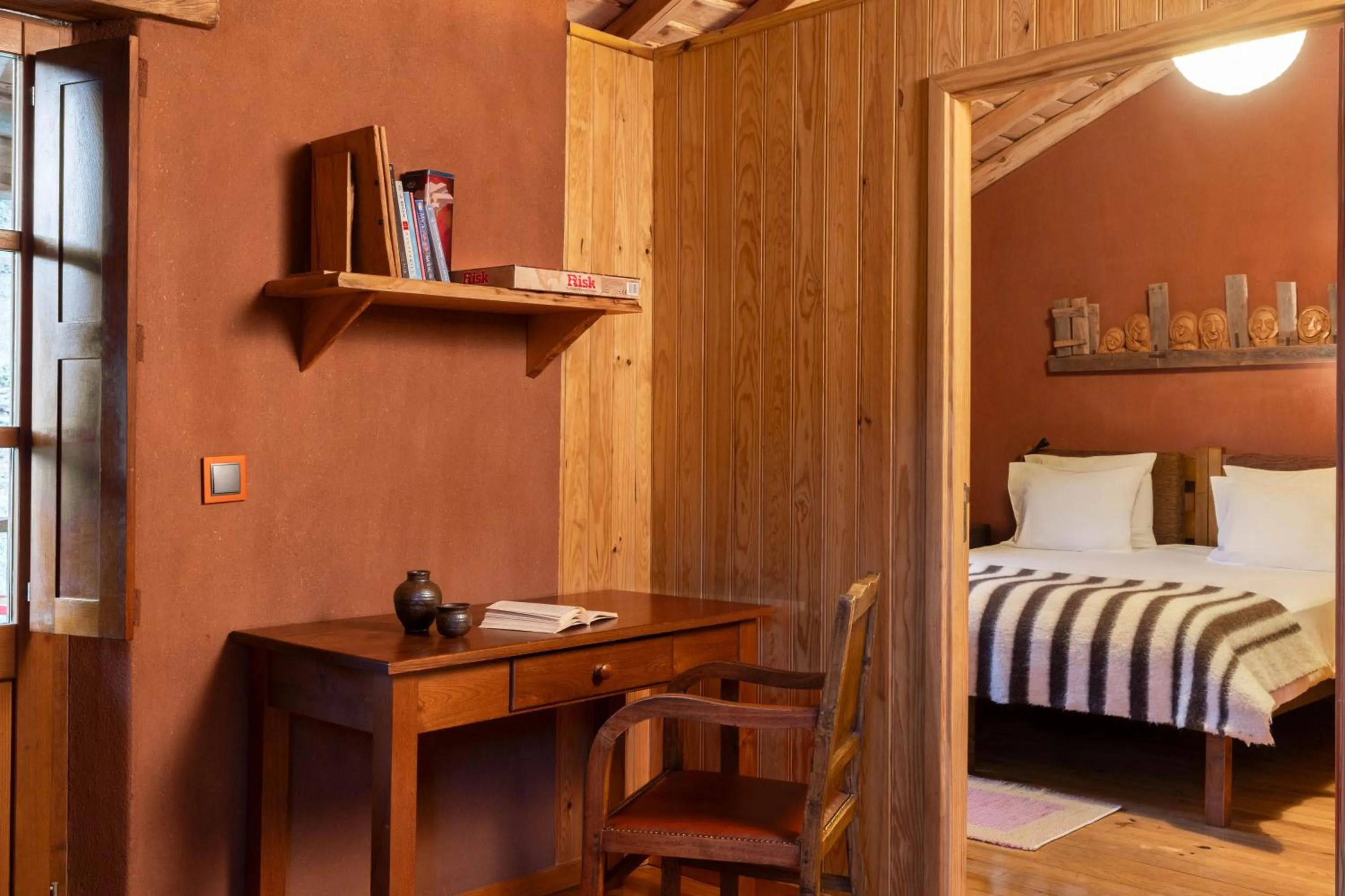 Photo of the whole room, Bed in Cerdeira - Home for Creativity