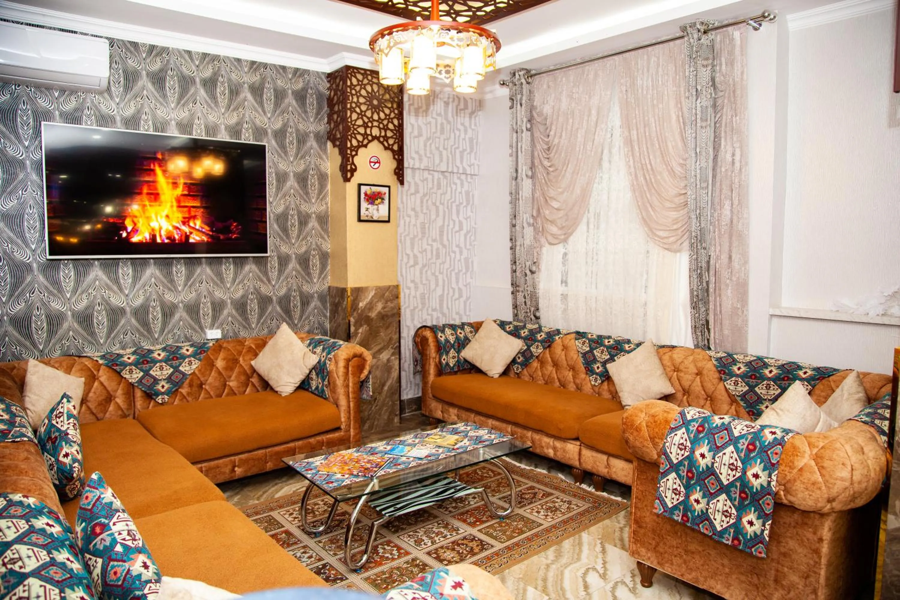 Seating area in Mildom Hotel Baku