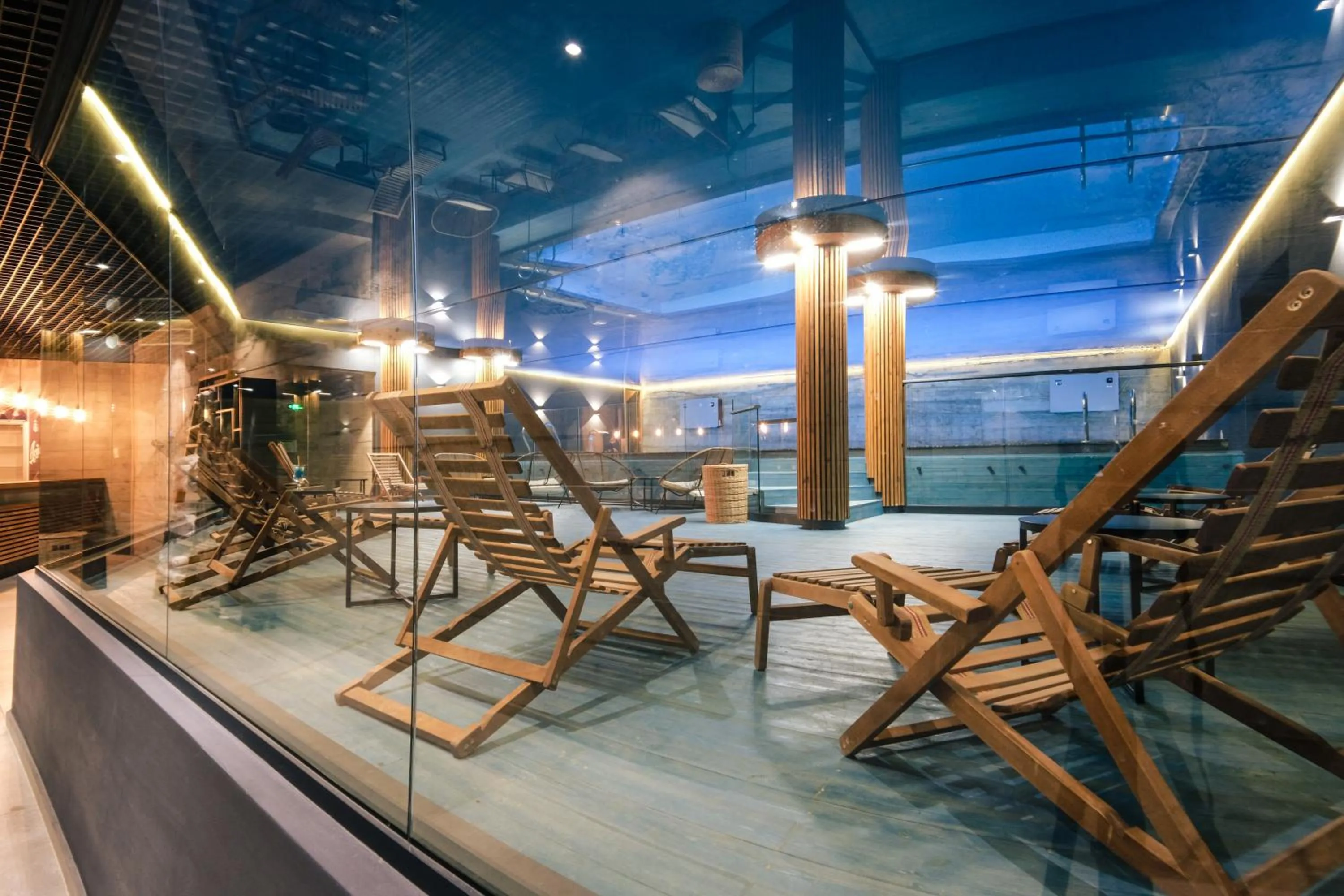 Swimming pool in Hotel Posta