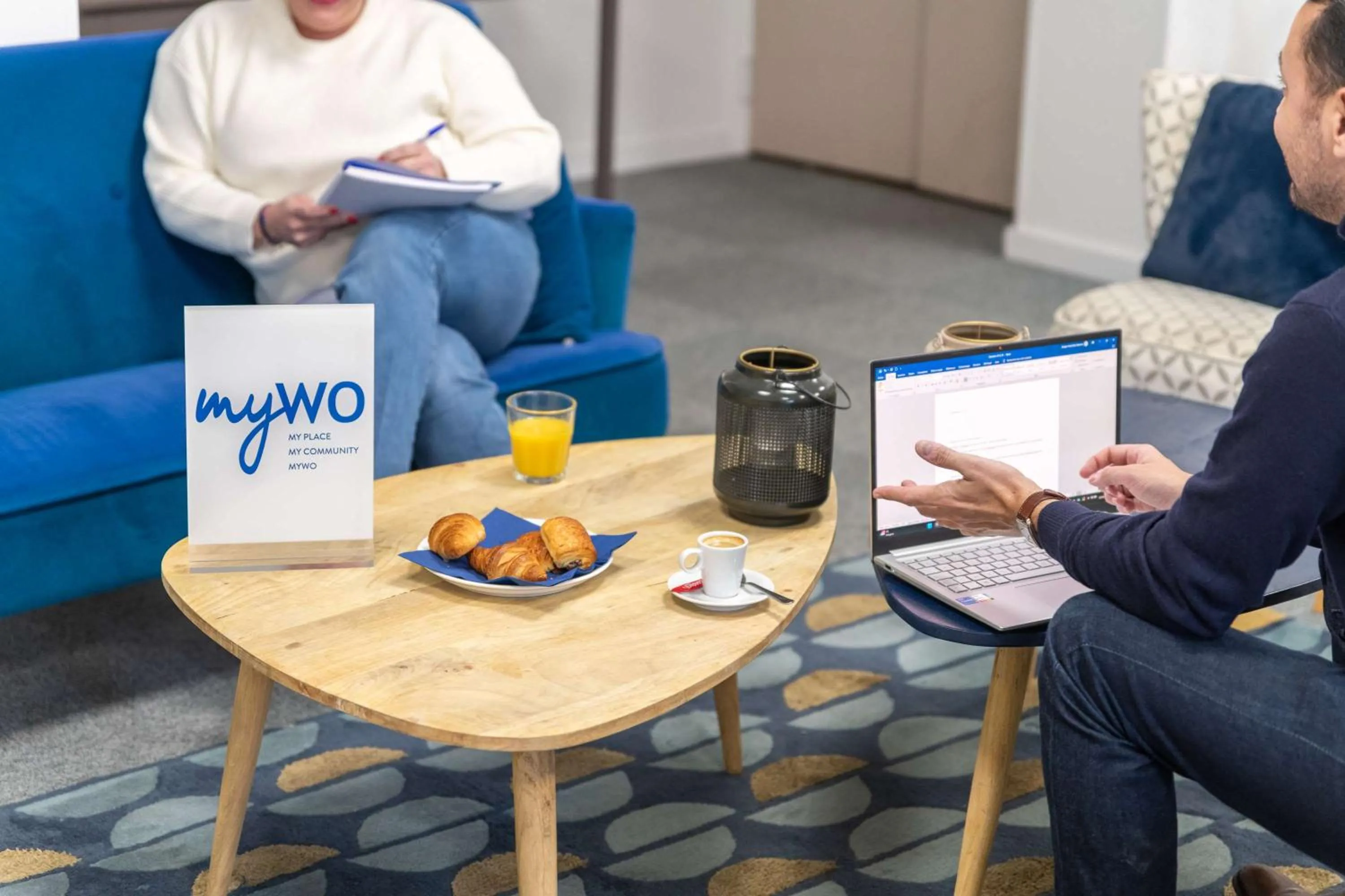 Meeting/conference room in Best Western Bridge Hotel Lyon East