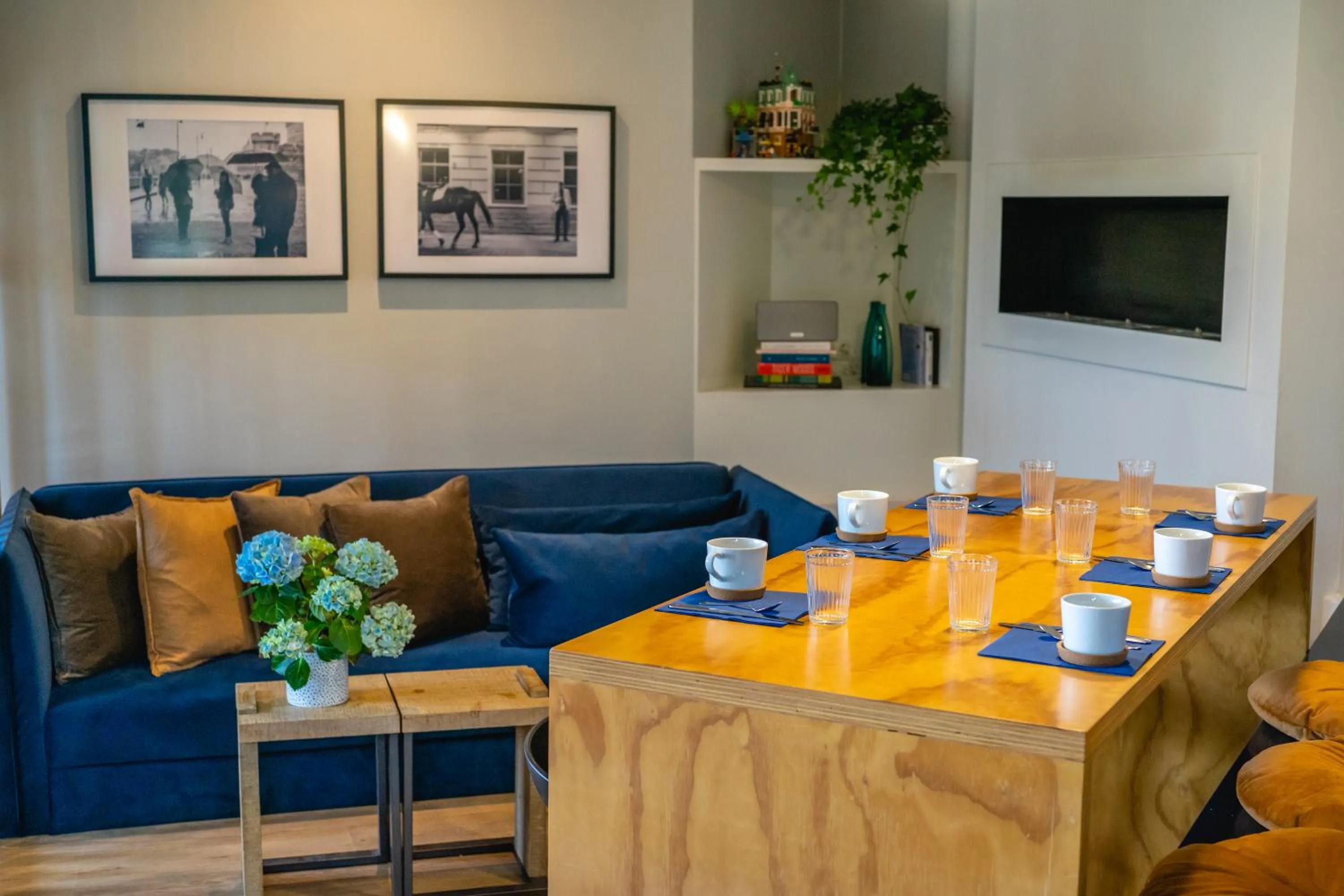 TV and multimedia in Best Western Bridge Hotel Lyon East