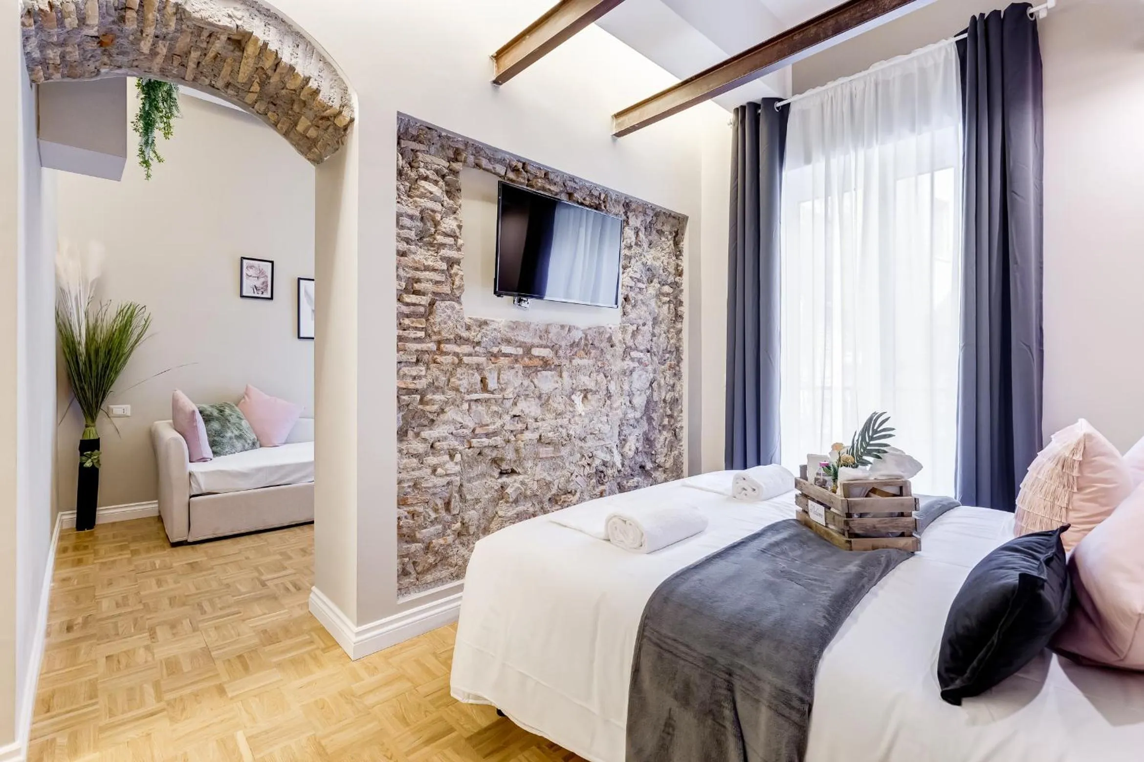 Bed in Tankara Suite