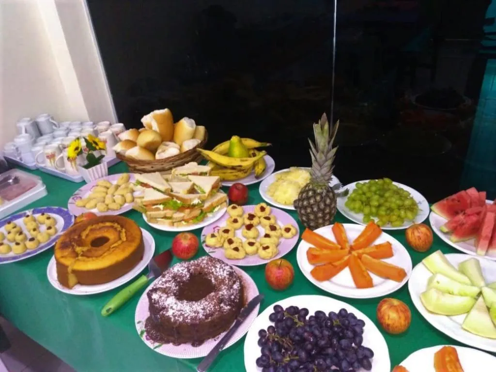 Food and drinks in Pousada Catamarã Praia de Pajuçara