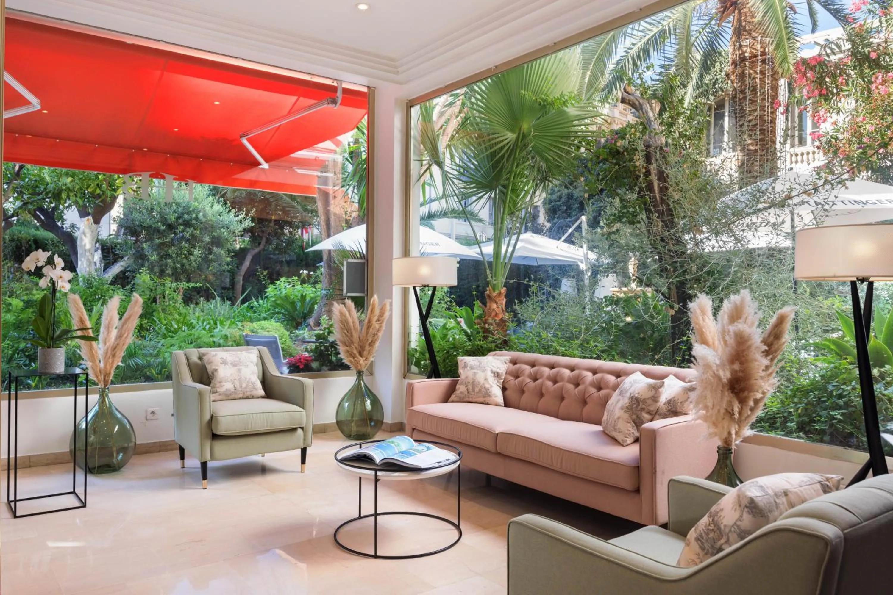 Living room in Best Western Plus Hôtel Brice Garden Nice