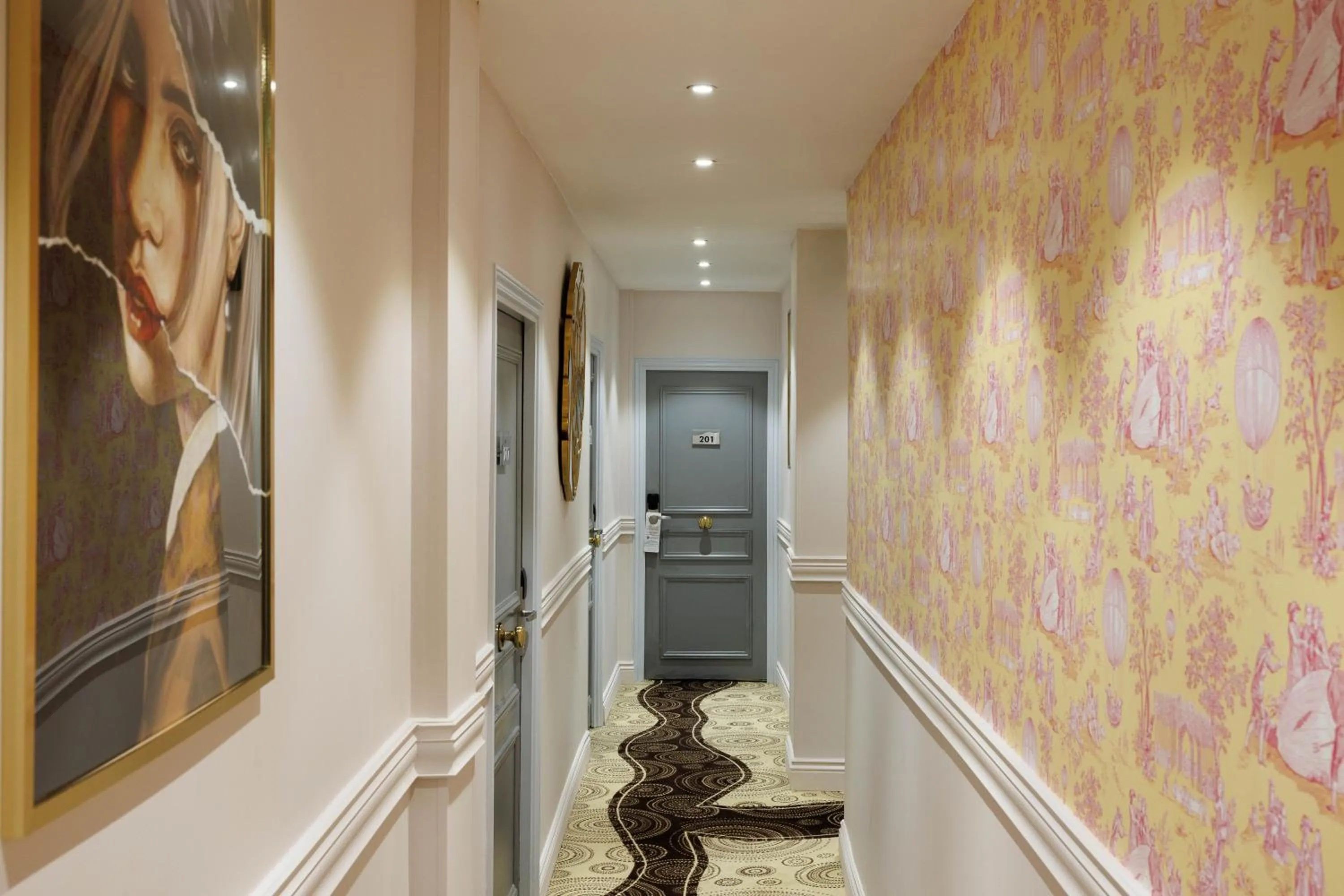 Decorative detail in Best Western Plus Hôtel Brice Garden Nice