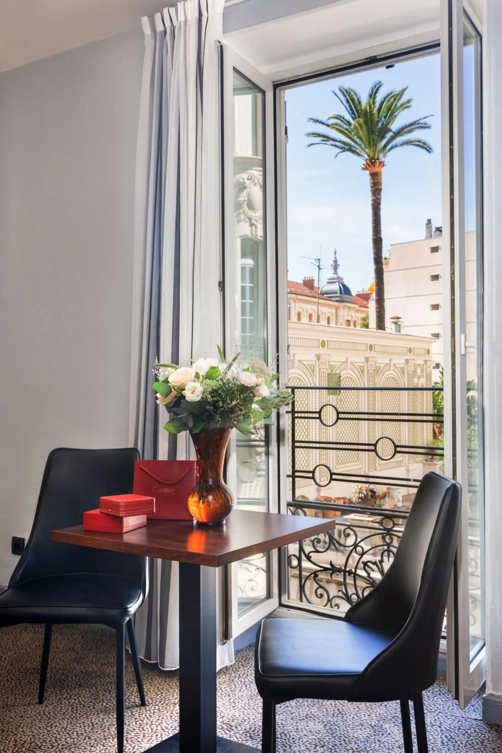 Day in Best Western Plus Hôtel Brice Garden Nice