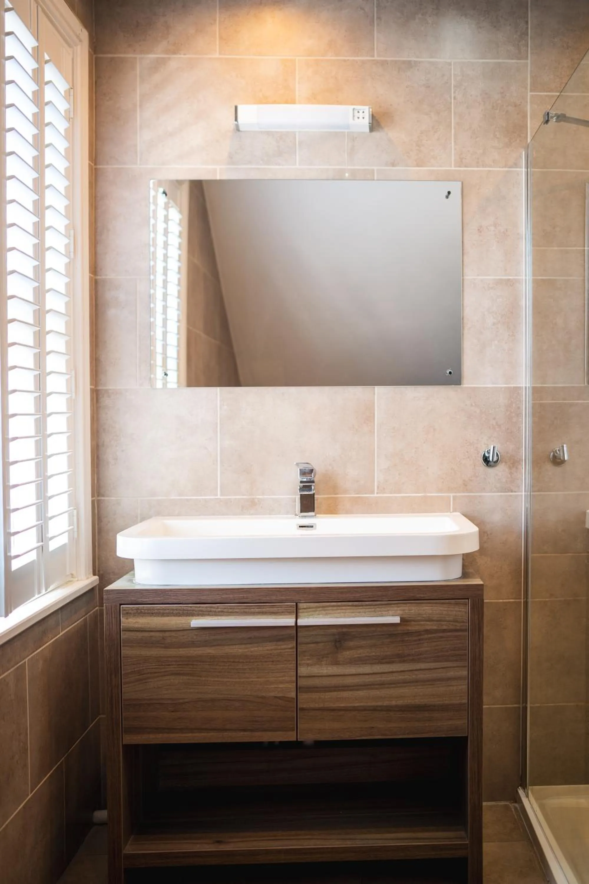 Bathroom in The Oyster Smack