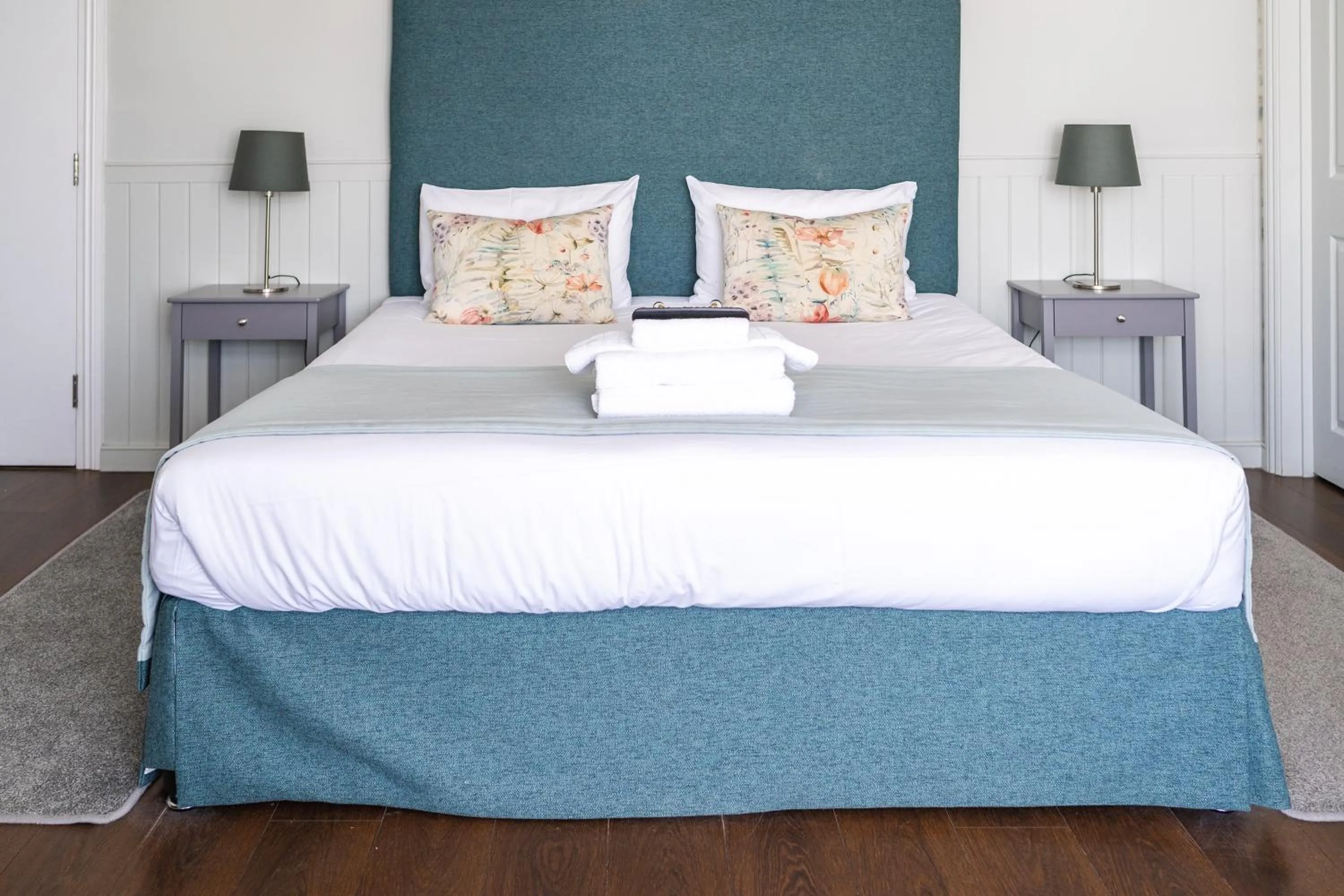 Bedroom, Bed in The Oyster Smack