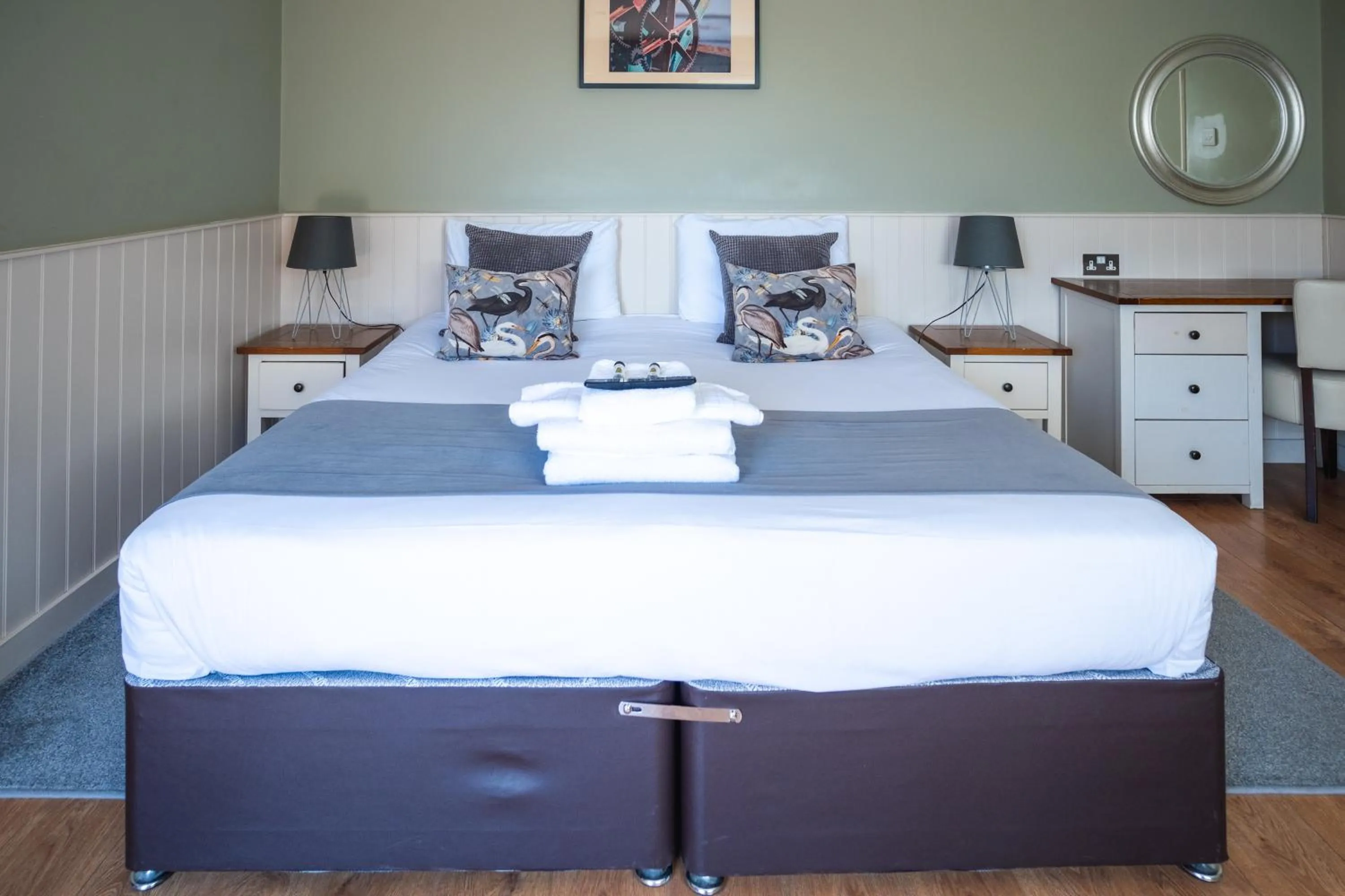 Bedroom, Bed in The Oyster Smack