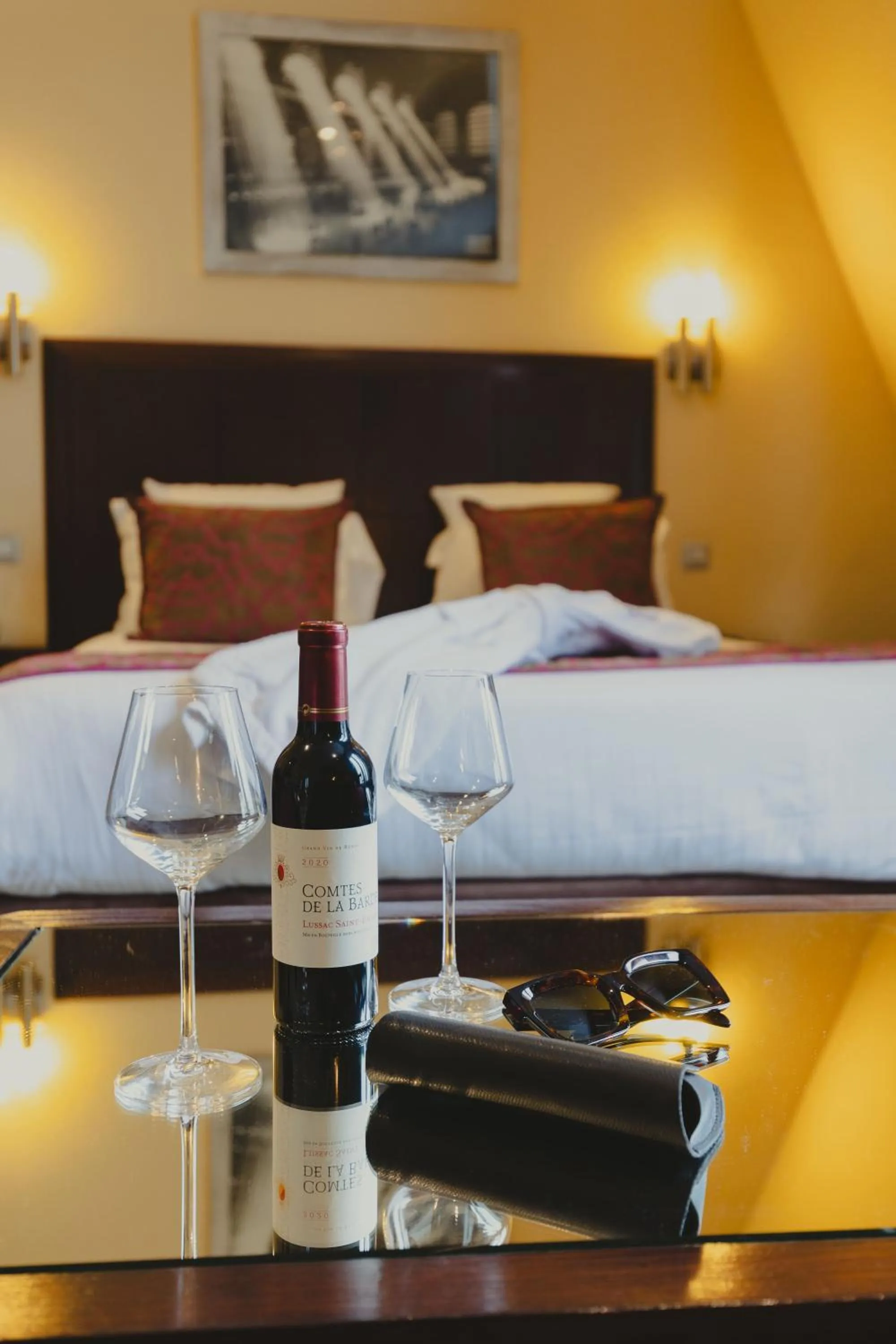 Bedroom, Bed in Grand Hotel Francais