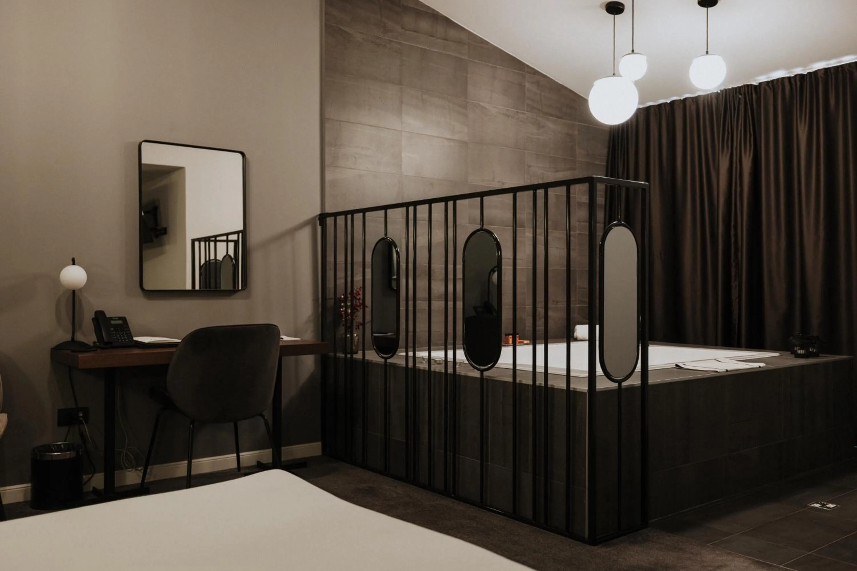 Bed in Boscovich Boutique Hotel