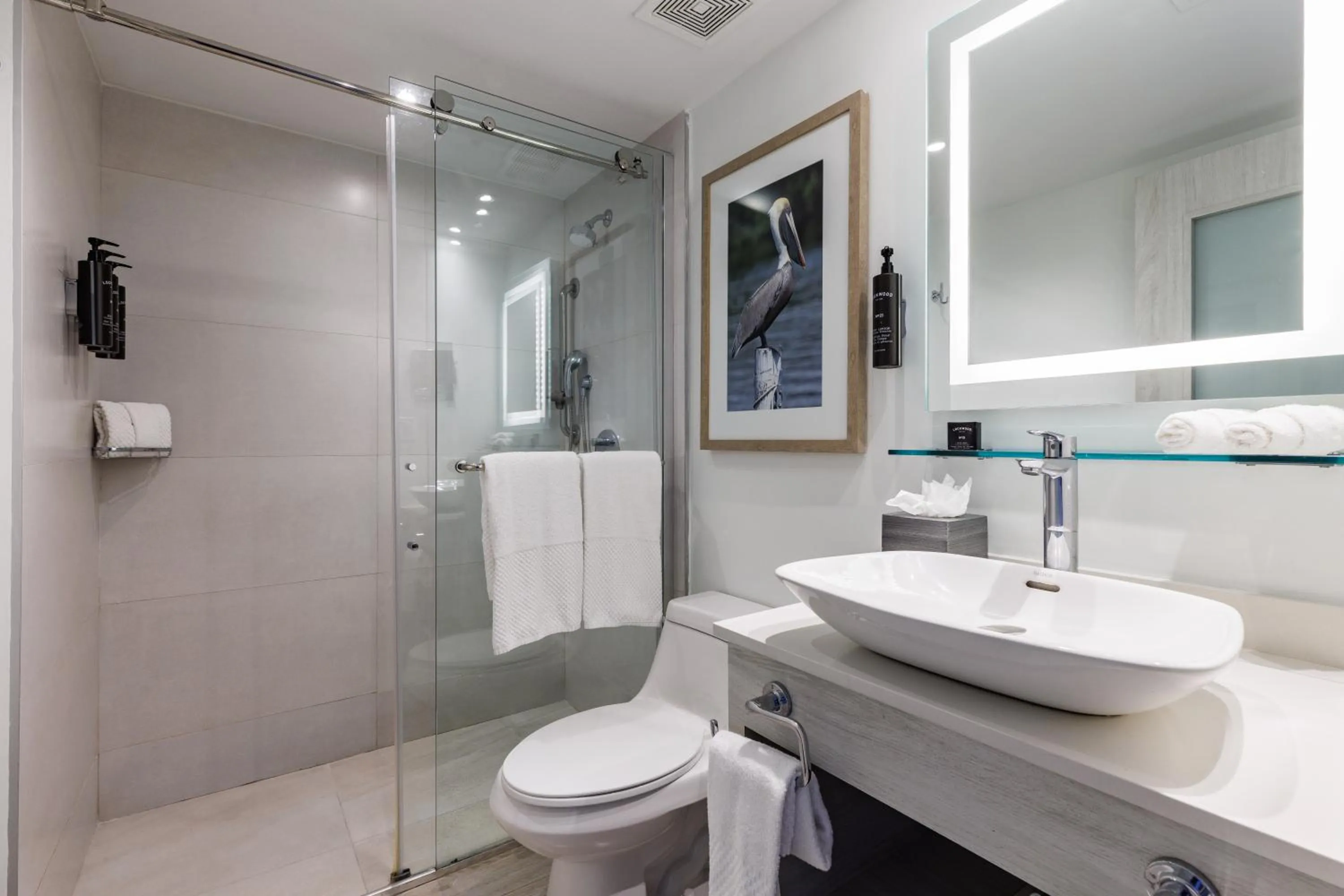 Bathroom in Condado Palm Inn San Juan, Tapestry Collection by Hilton