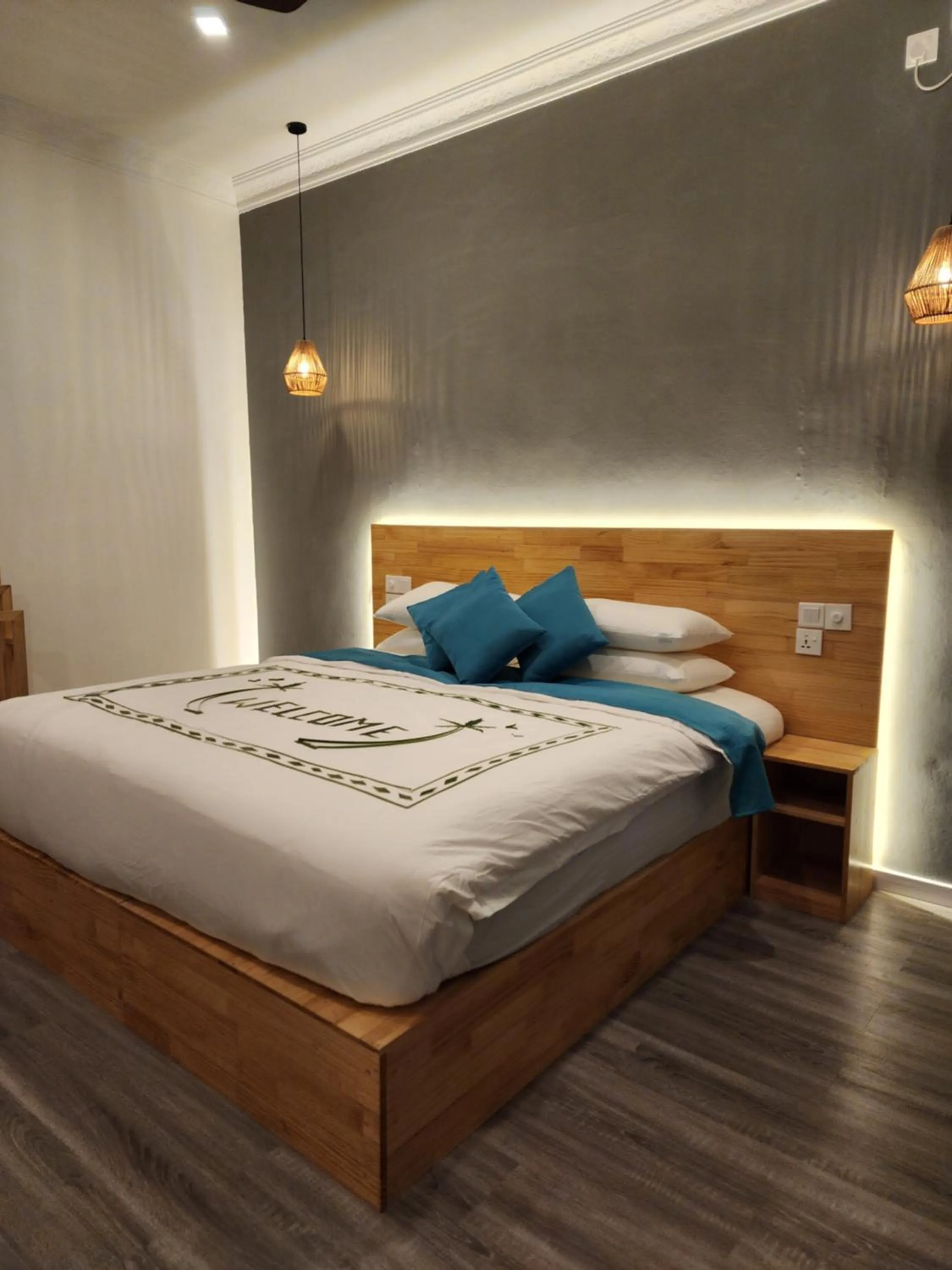 Bed in Dhigurah Beach Inn