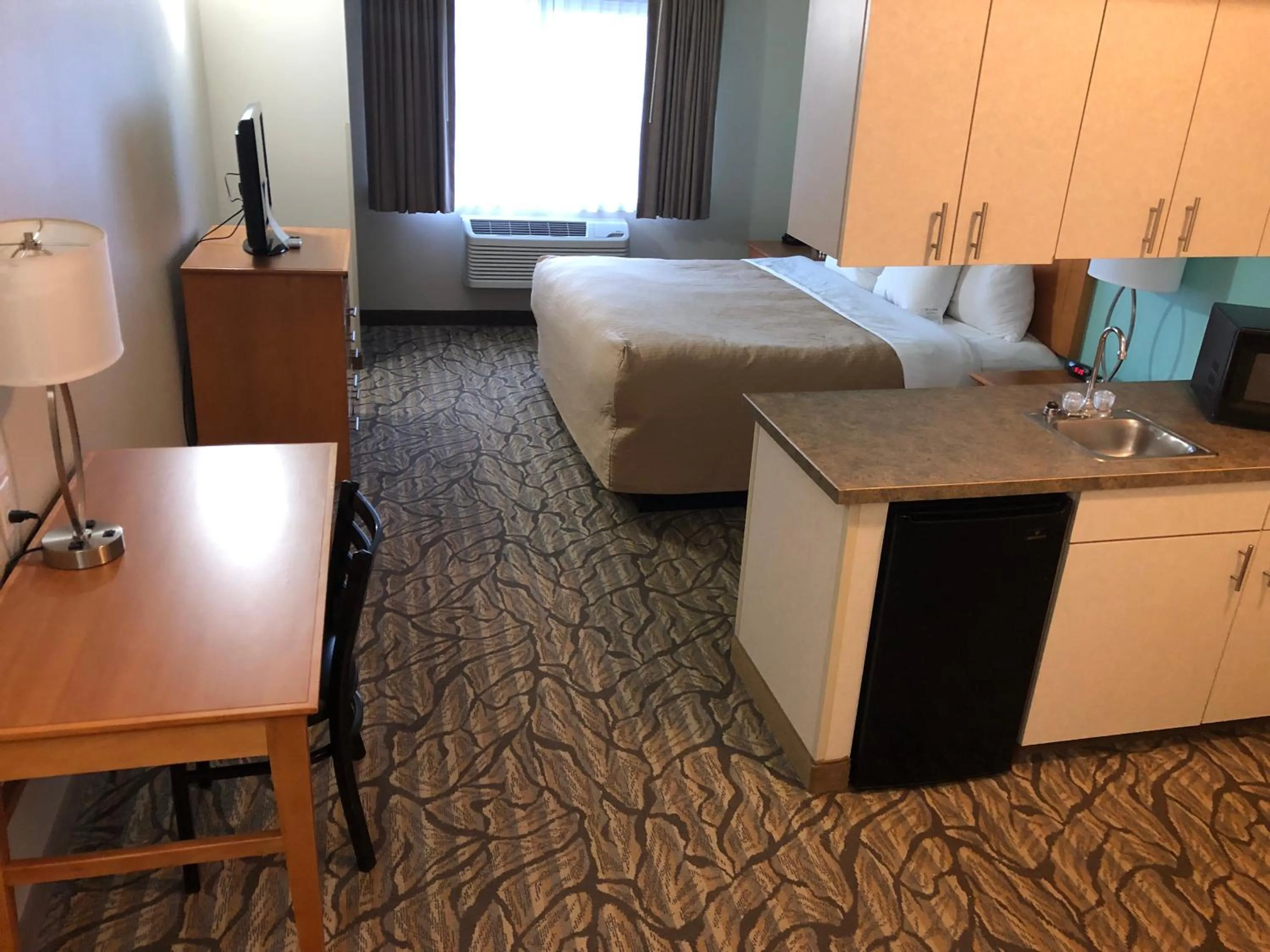 Bedroom, Bed in Aspen Hotel