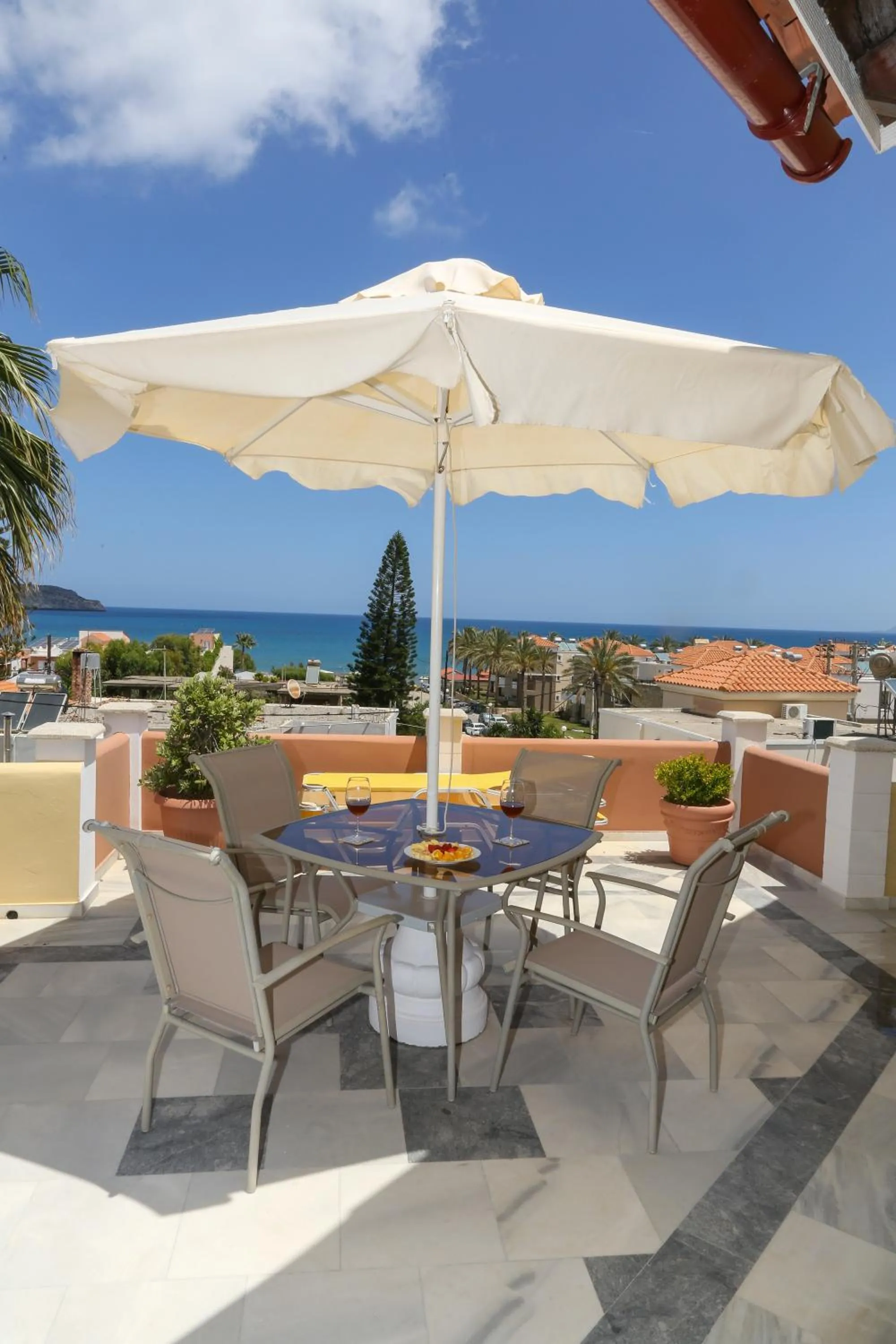 Sea view in Heaven Apartments