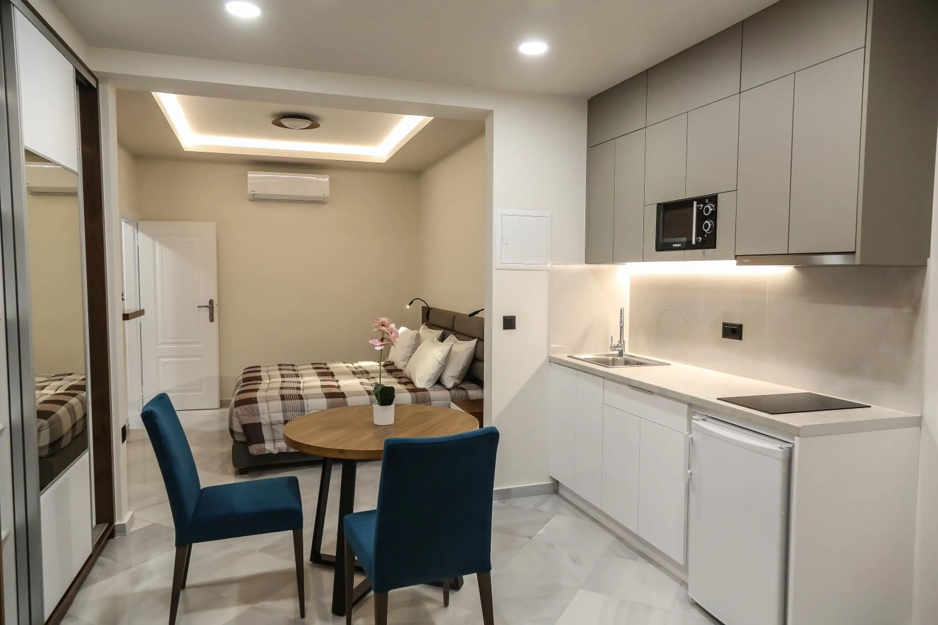 Bed in Heaven Apartments