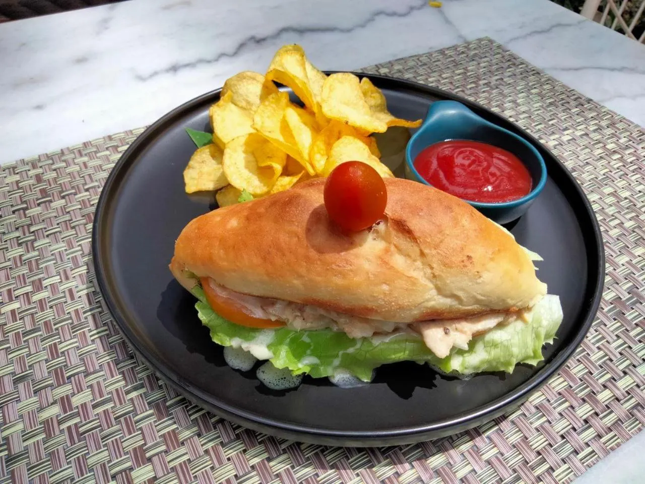 Restaurant/places to eat in Mayura Hill Resort