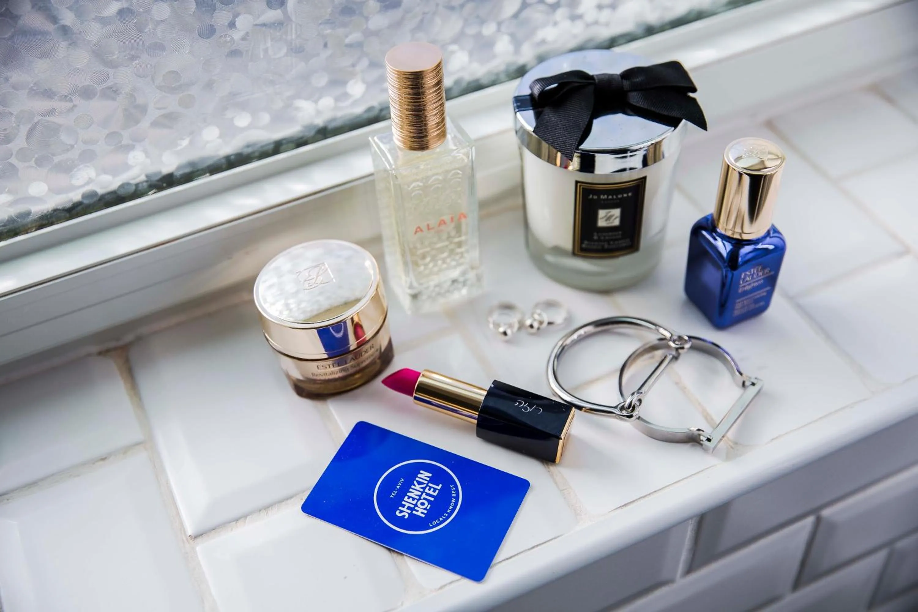 Decorative detail in Jacob Shenkin Hotel