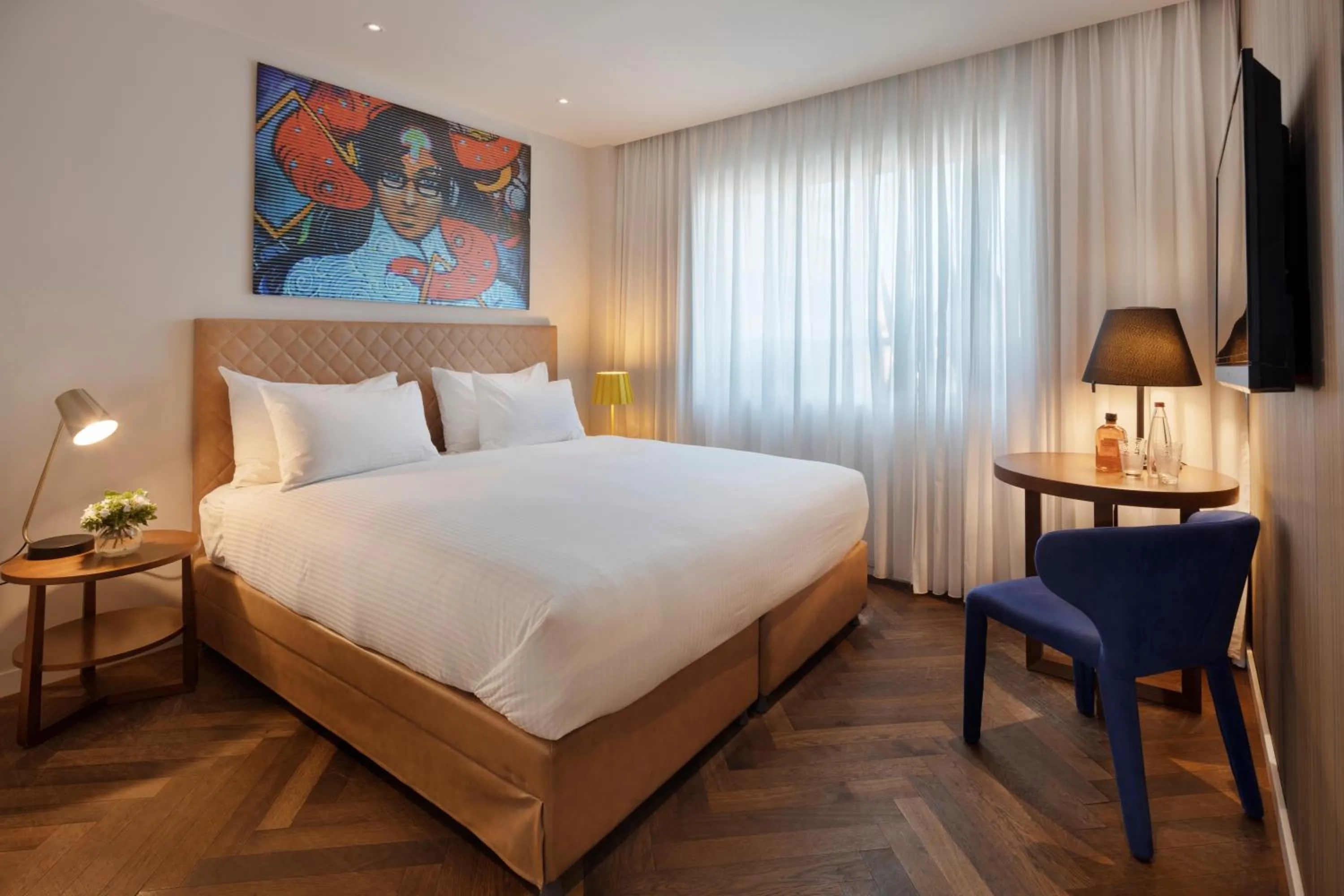 Photo of the whole room, Bed in Jacob Shenkin Hotel