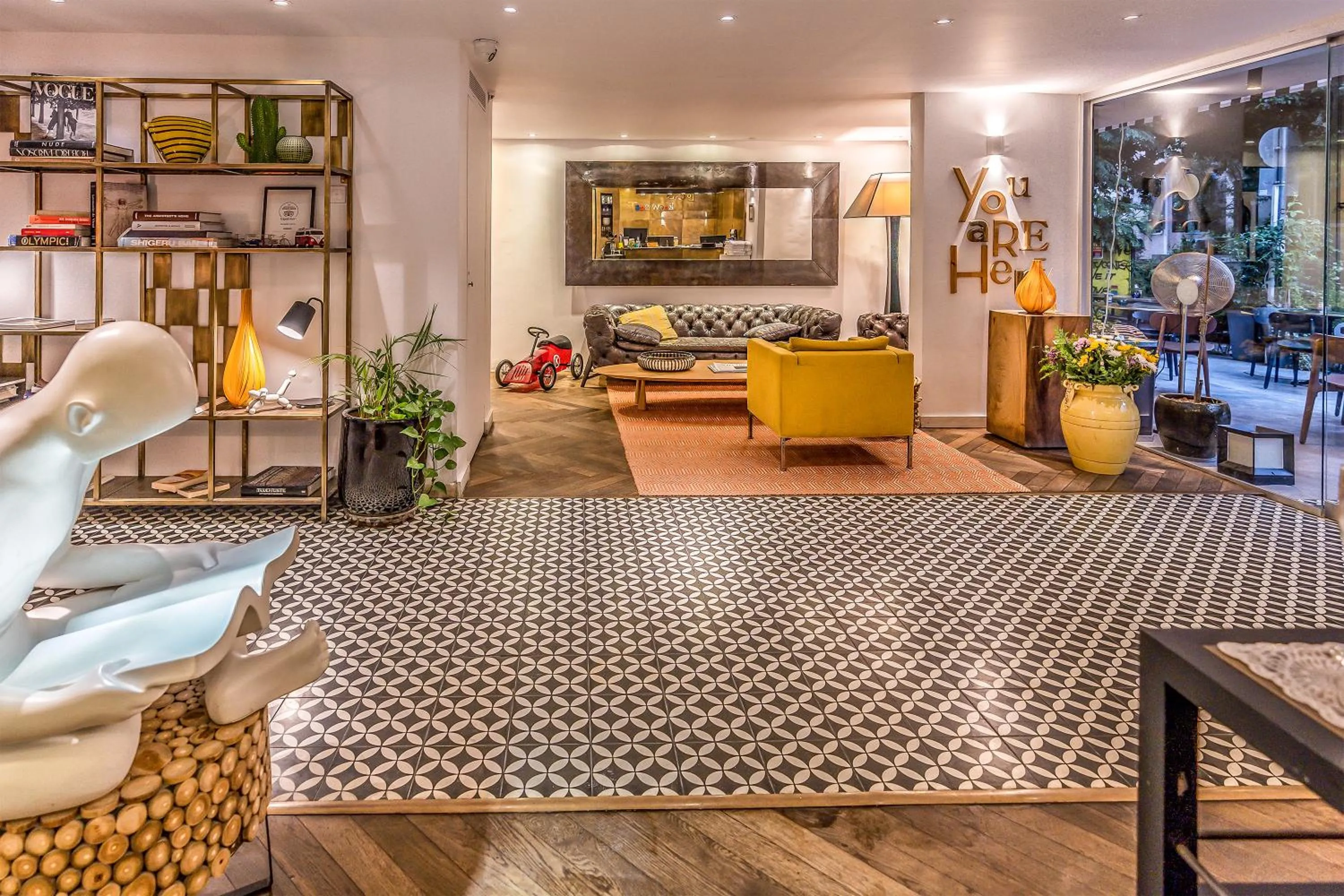 Lobby or reception in Jacob Shenkin Hotel