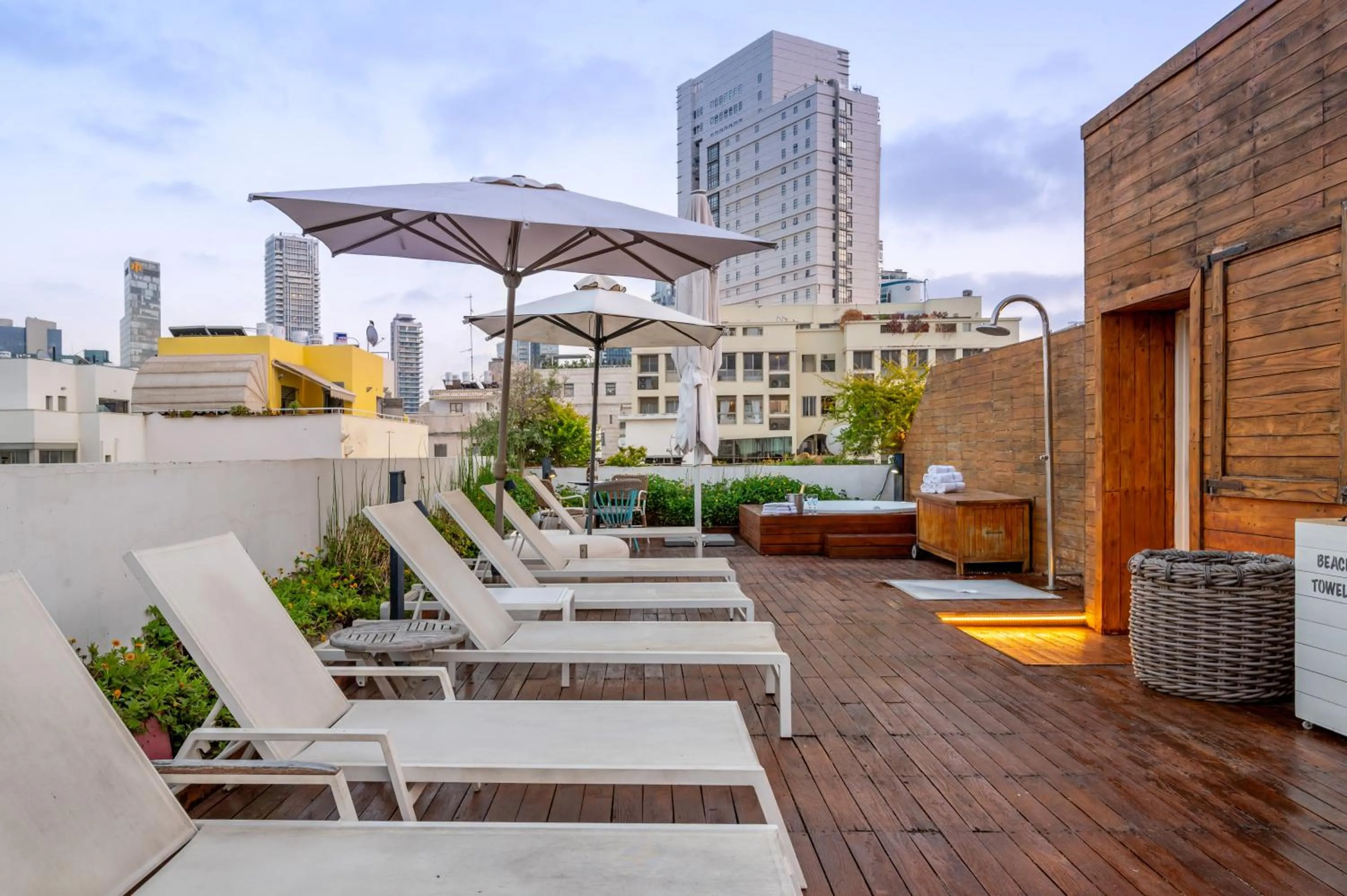 Balcony/Terrace in Jacob Shenkin Hotel