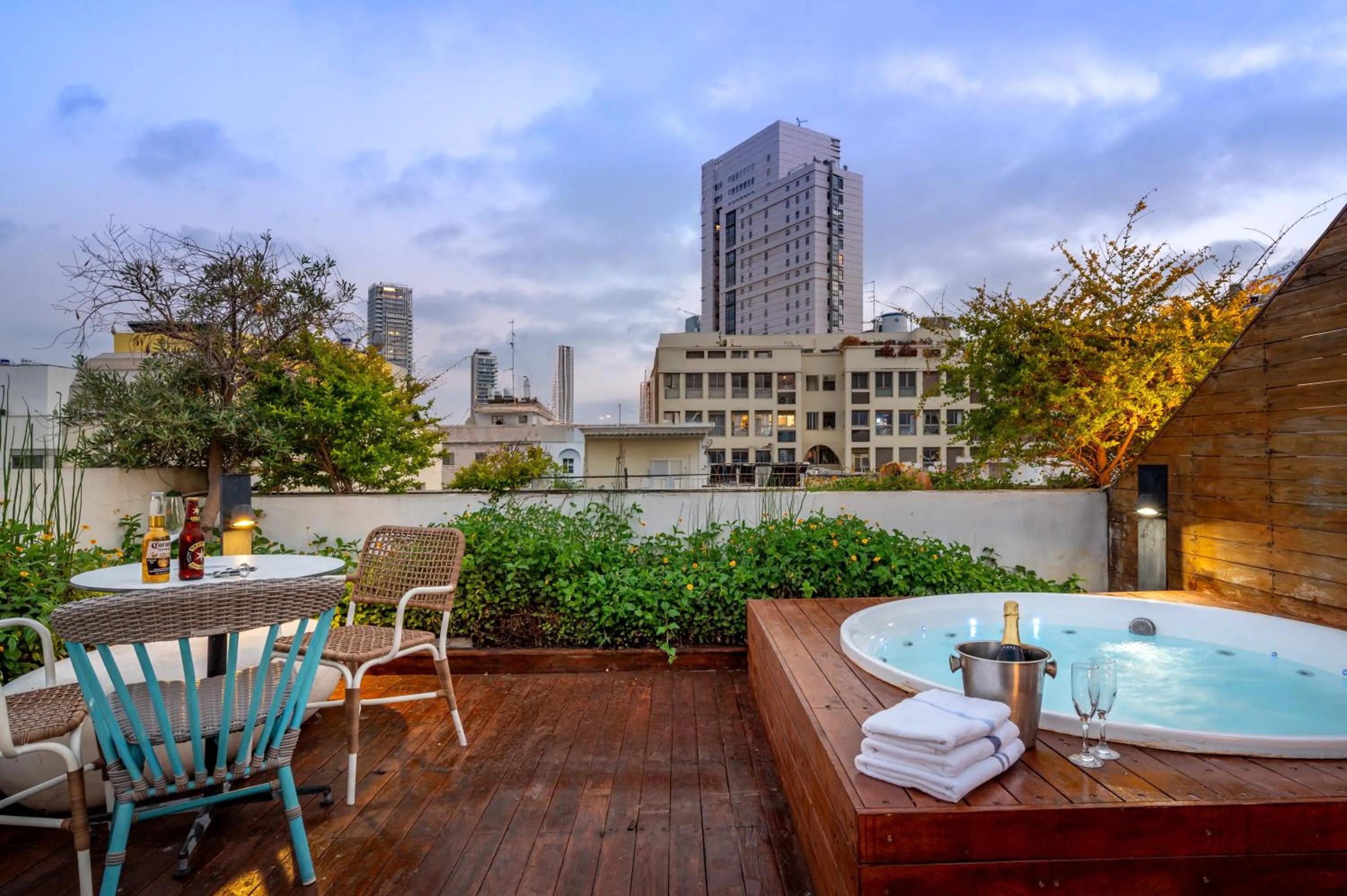 Balcony/Terrace in Jacob Shenkin Hotel