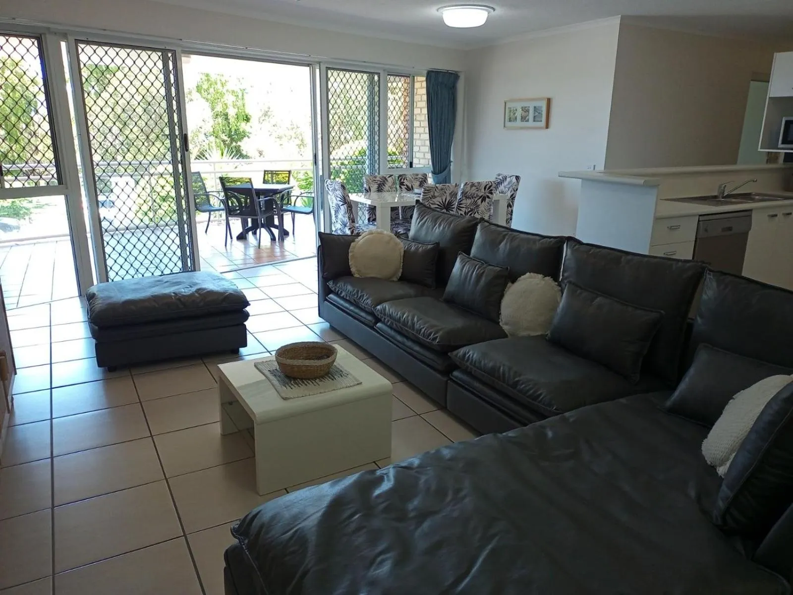 Living room in Belvedere Apartments